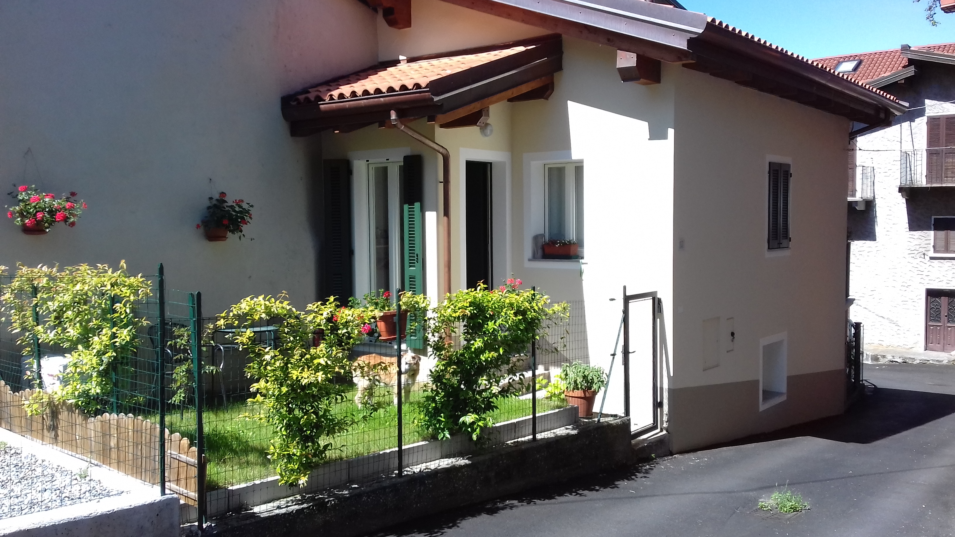 Casetta with garden. Casa Nicolino