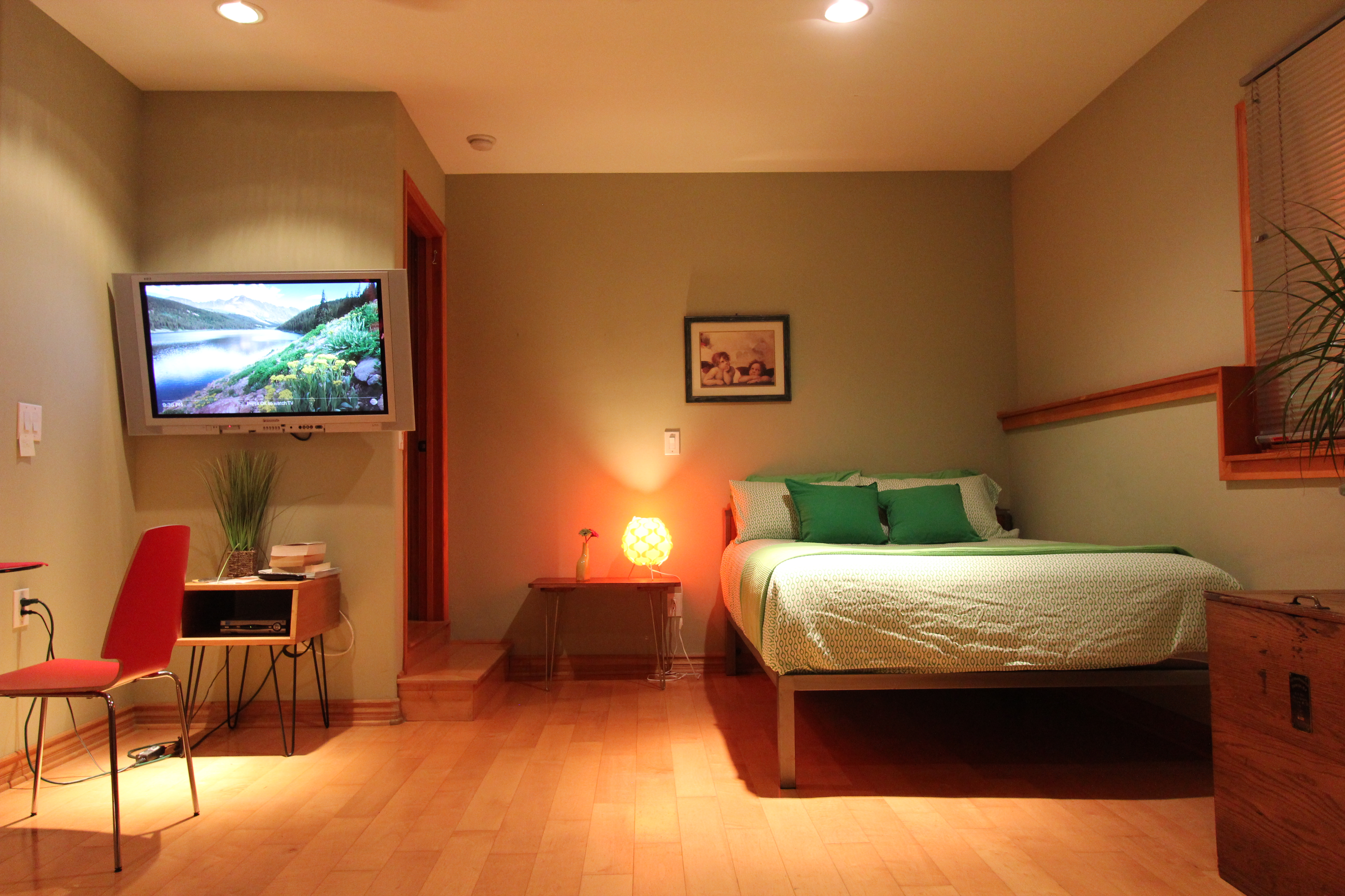 Private Entrance Guest House (single guest)