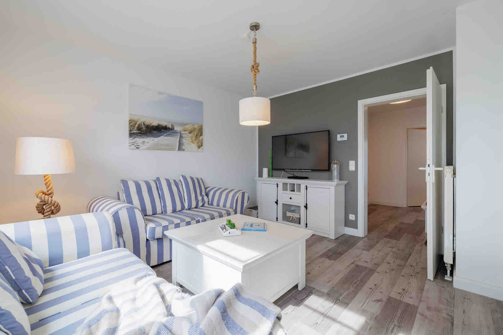 Living at Zingster harbor