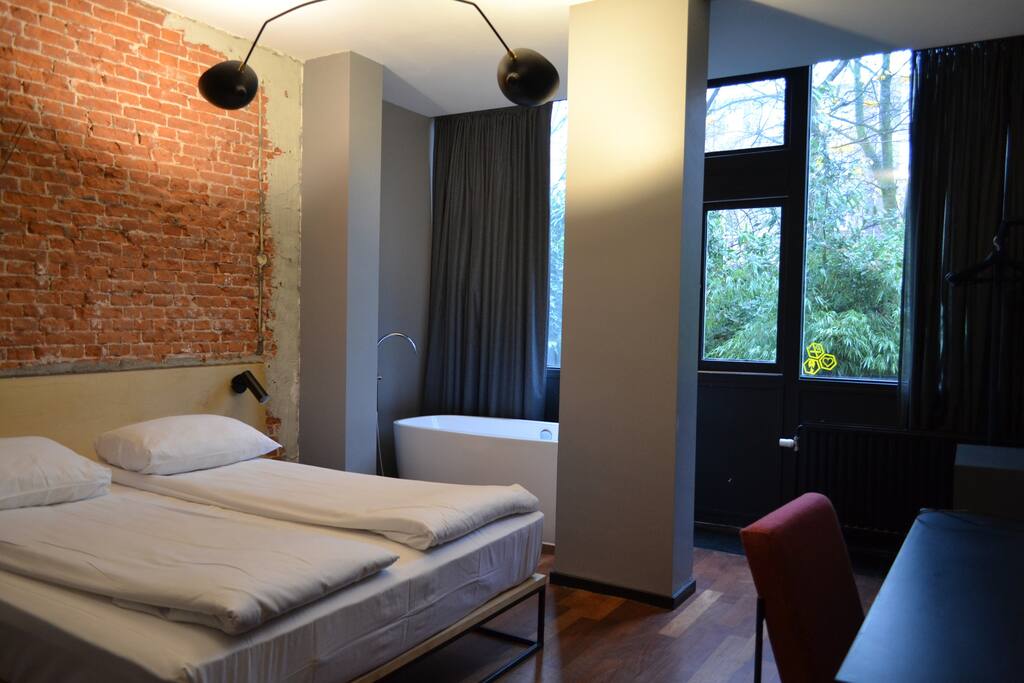 VIP Suite - Lust for Life — Amsterdam stay