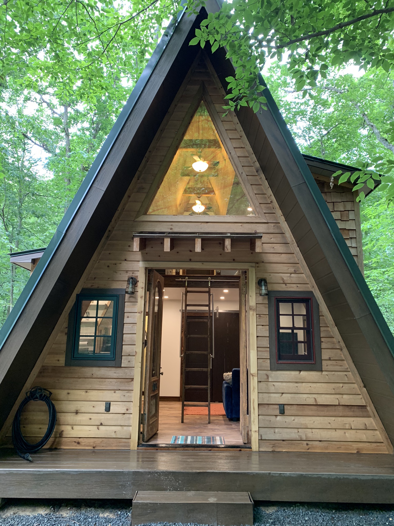 100 Acre Wood Cabins for Rent in Leesburg, Virginia, United States