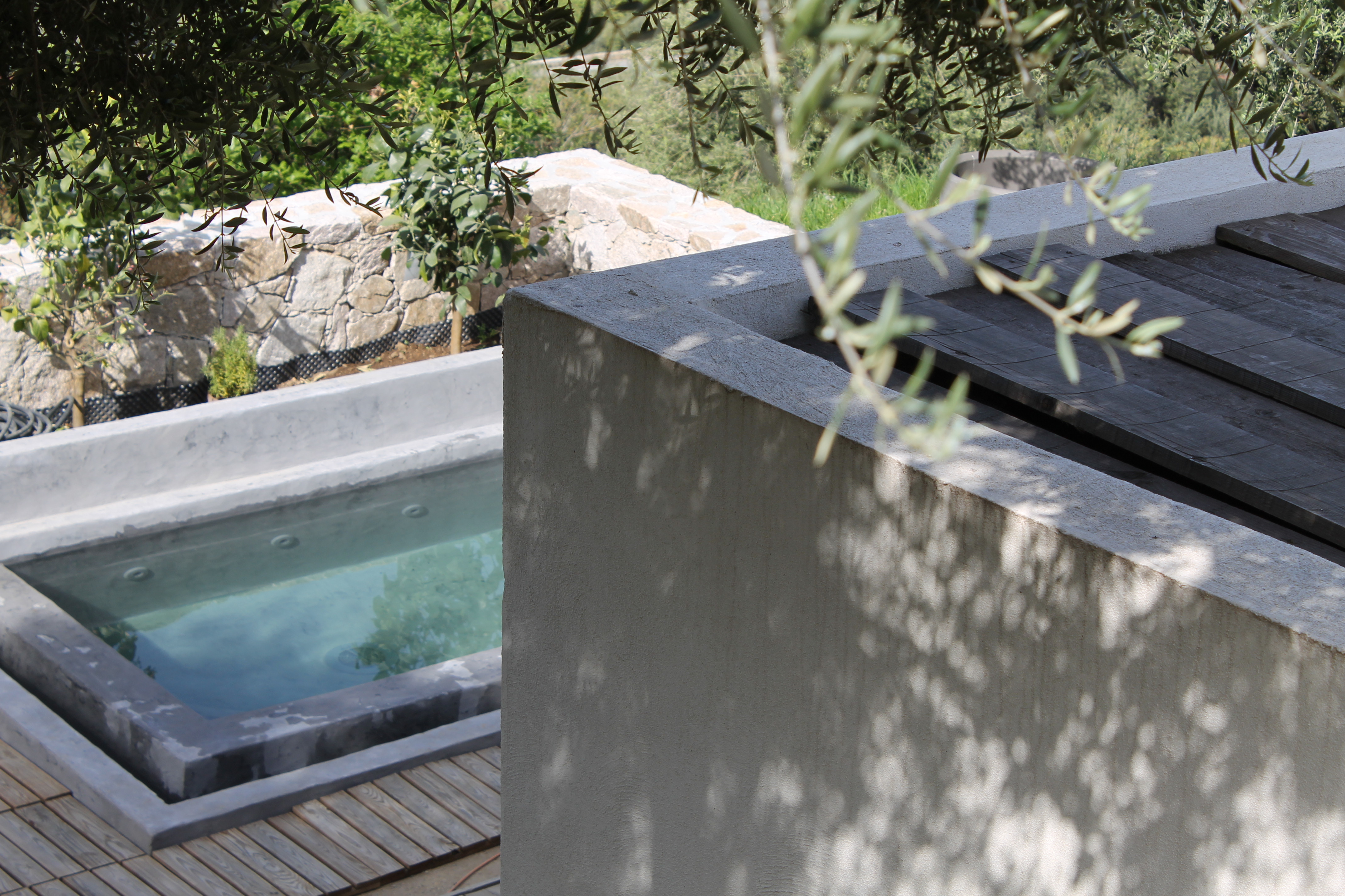 studio, small heated pool, sea view