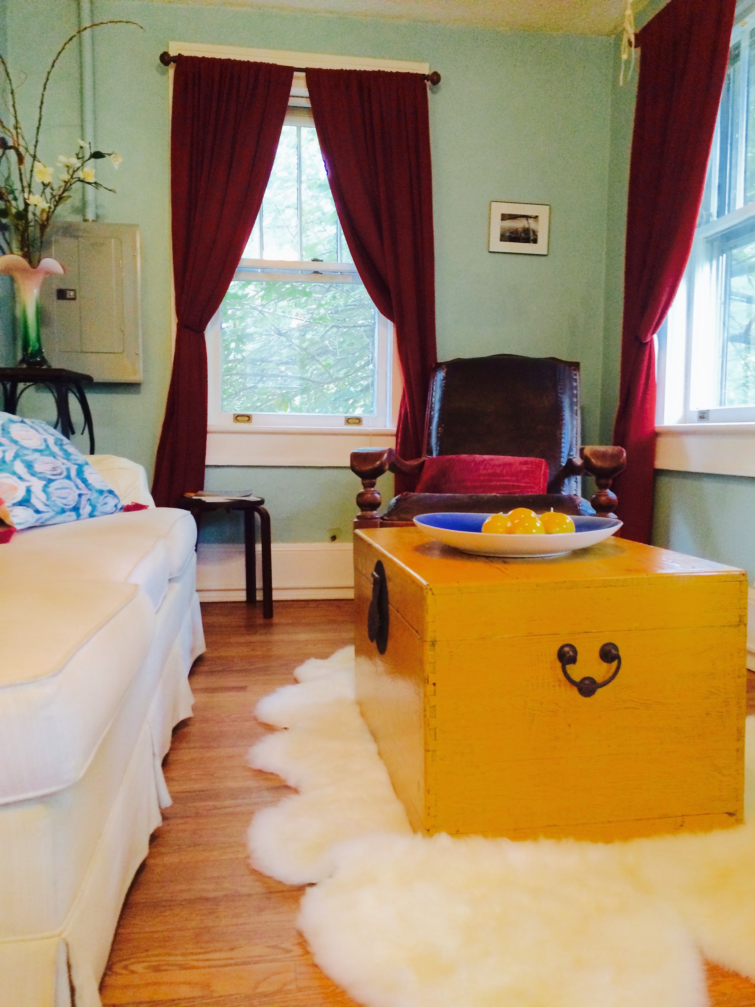 Bohemian Retreat w/Deck, Fire Pit, Near Downtown! in 28801, Asheville