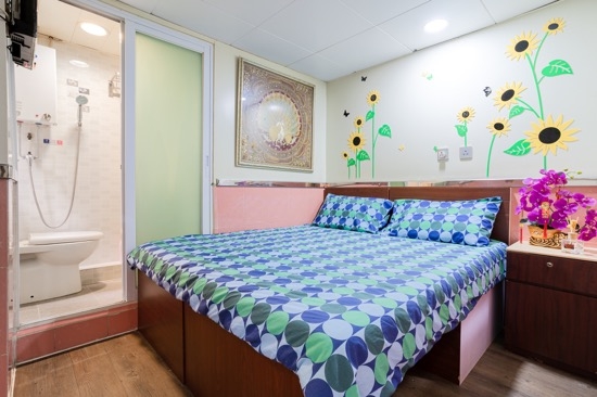 [3] Double Room in Kowloon