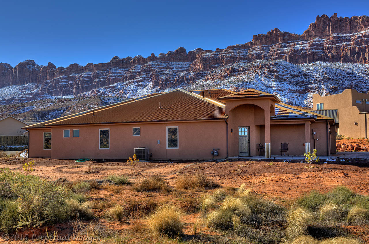 Modern Moab Villa, Sleeps 8, WIFI BBQ Townhouses for Rent in Moab, Utah, United States