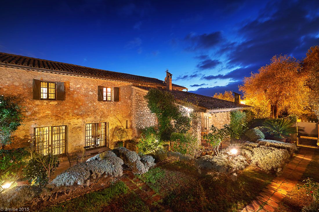 Authentic Provençal Dble Rm "Creme"