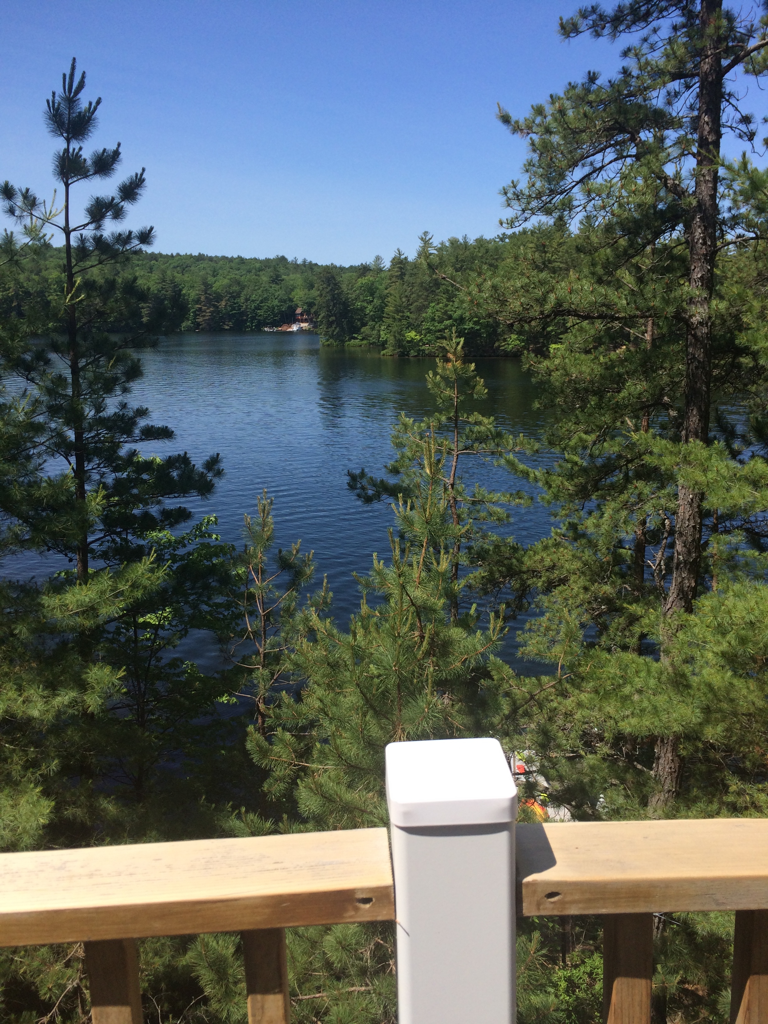 Lakehouse with sunset views on Pine River Pond
