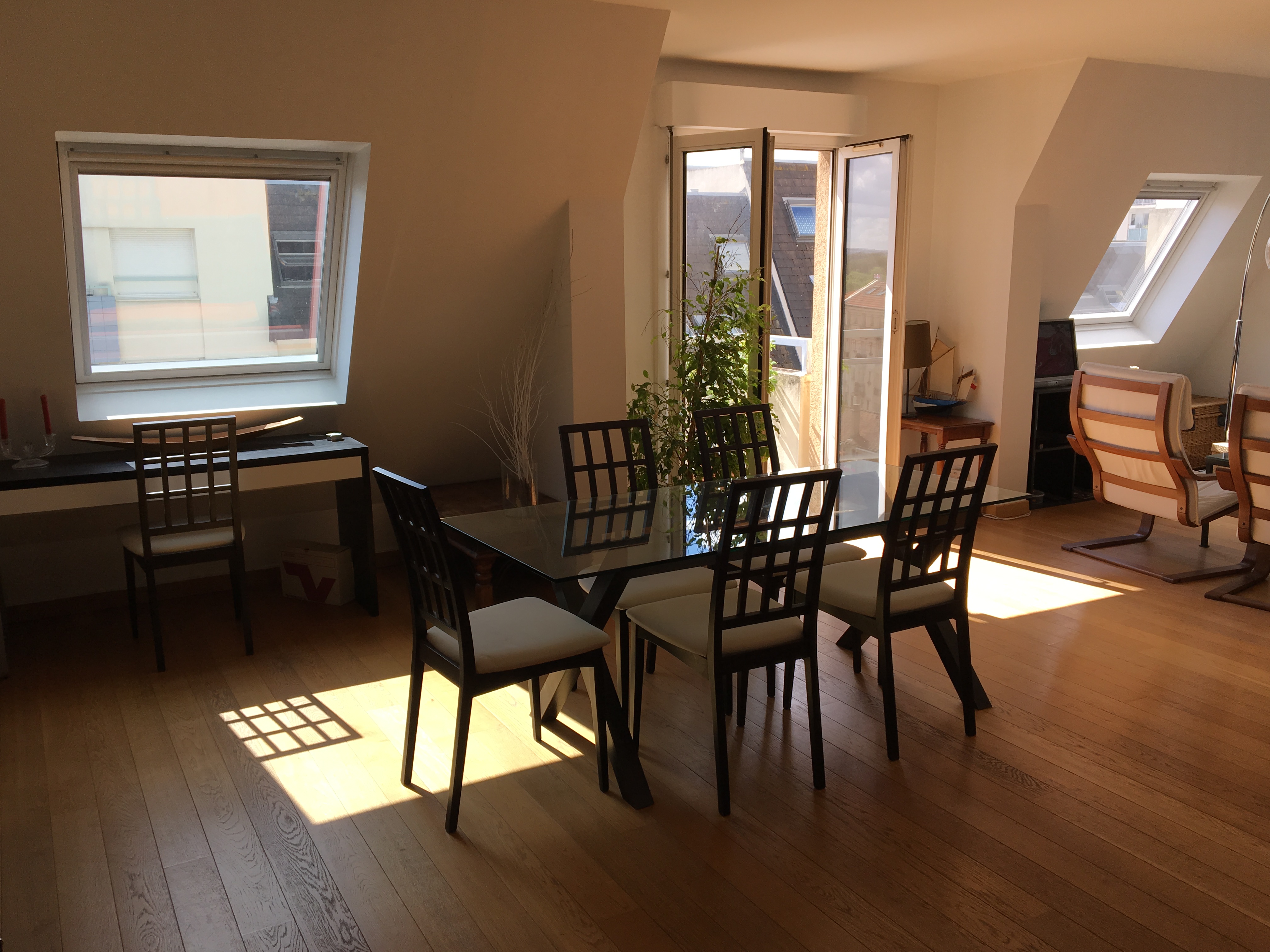 Nice Flat 2 bedrooms 15 mins from Paris-La Defense