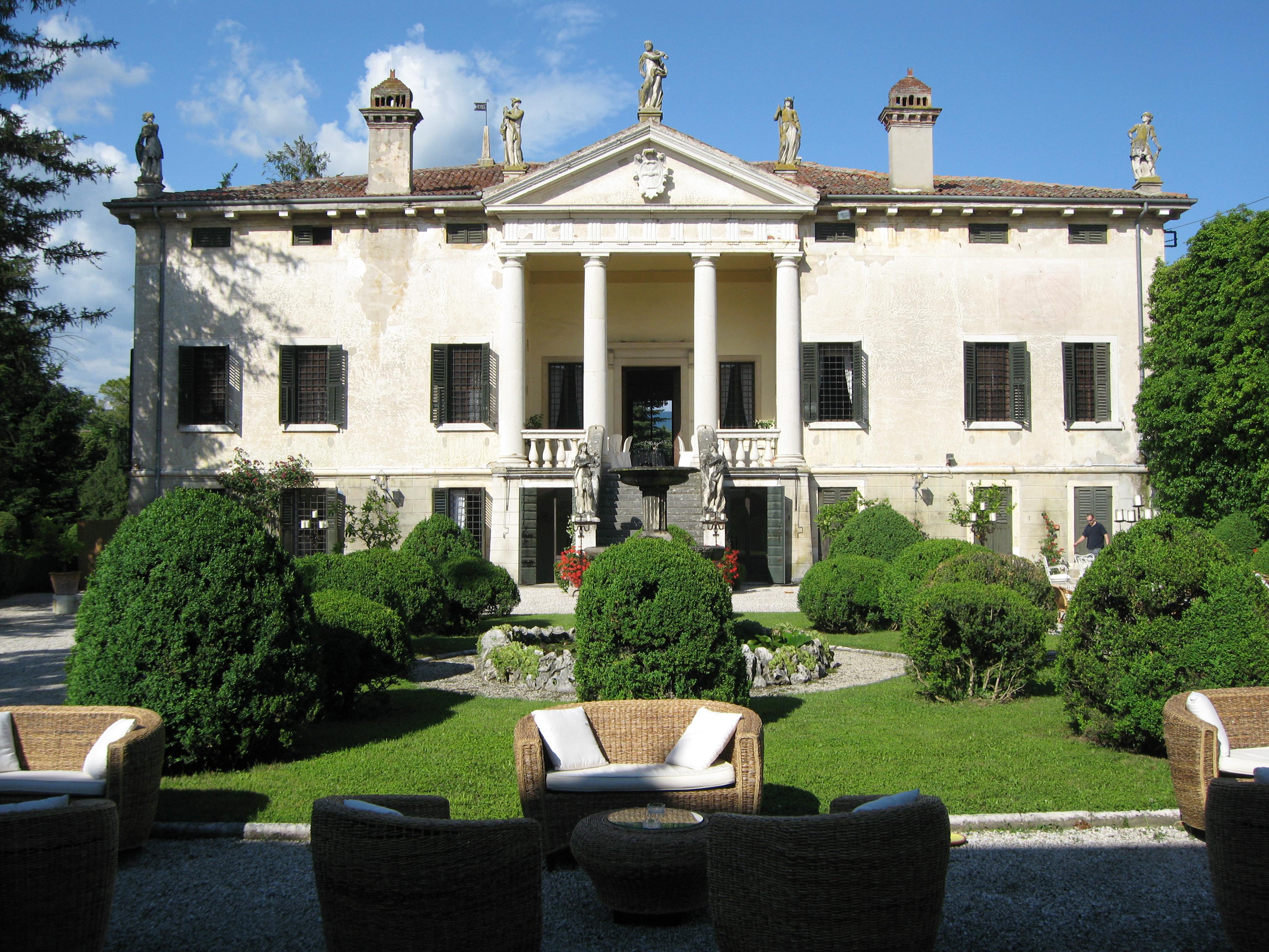LA SERENELLA West Wing - Villas for Rent in San Pietro In Cariano, Veneto,  Italy - Airbnb