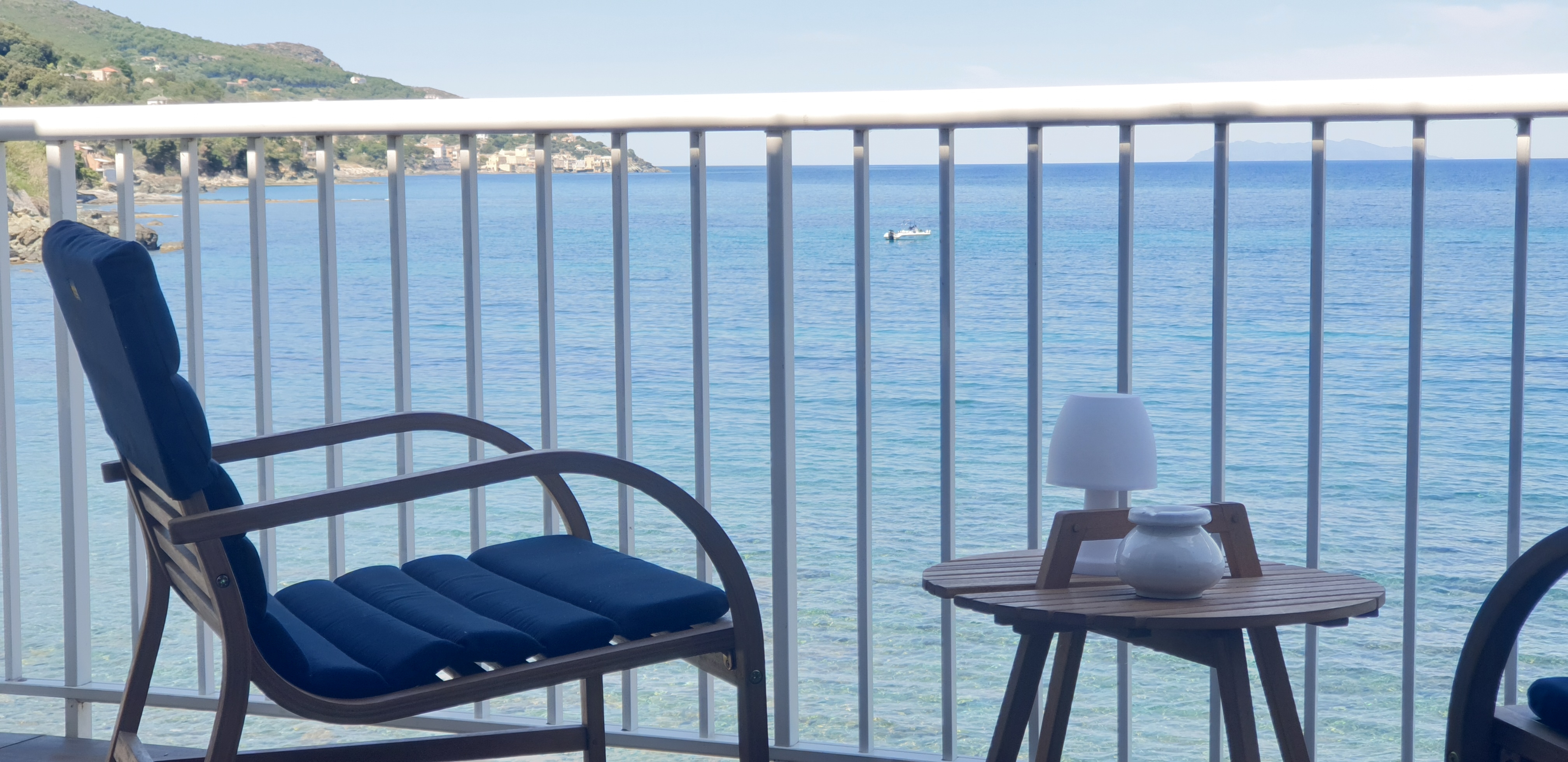 Apartment on the beach