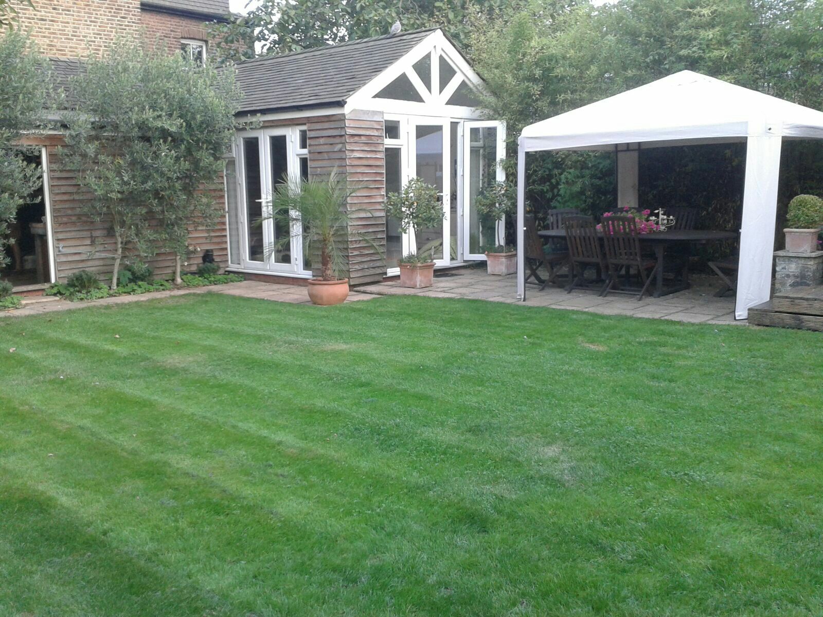 Tranquil garden studio in Kingston upon Thames.