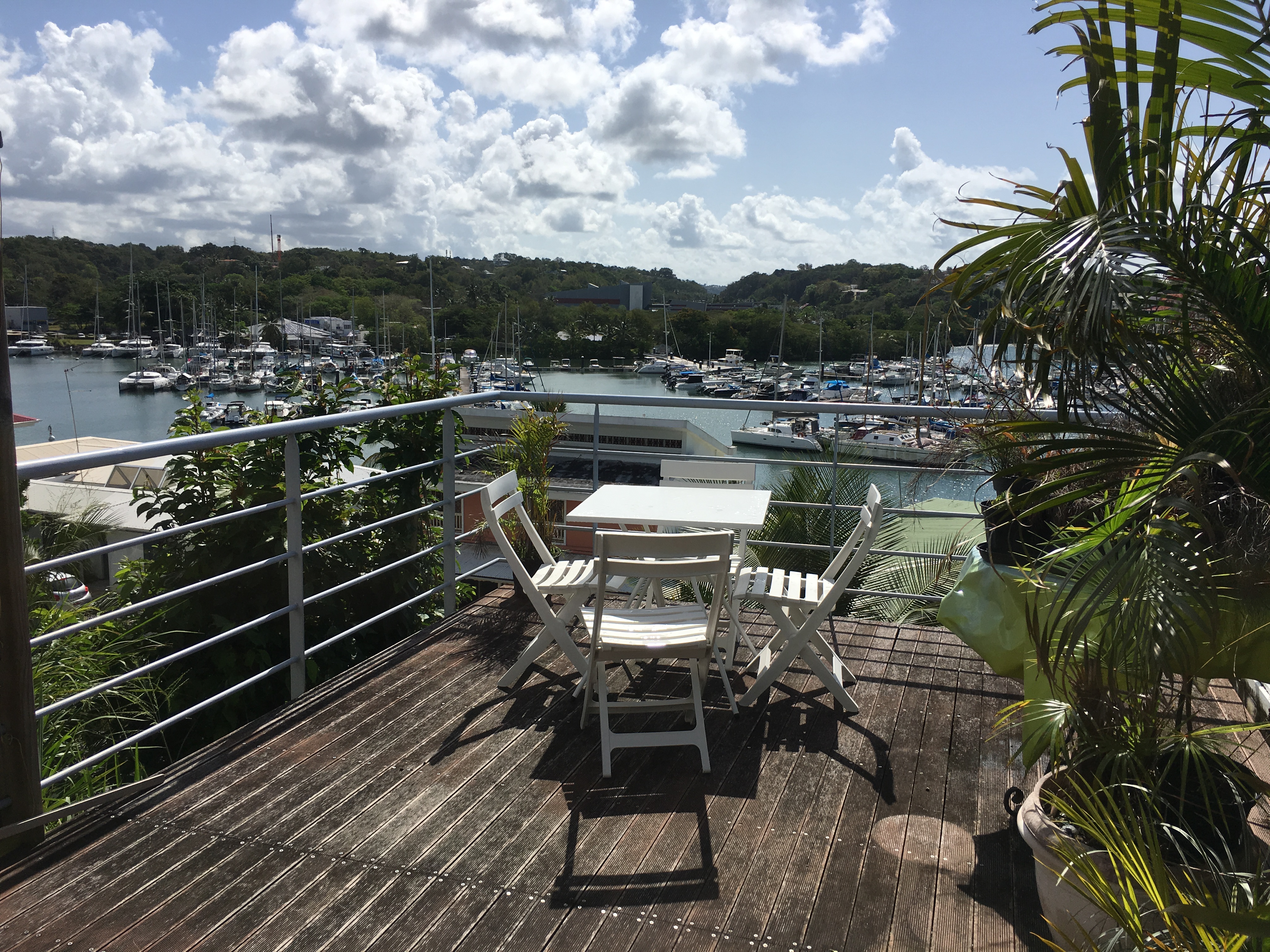 Gosier Marina apartment with pool