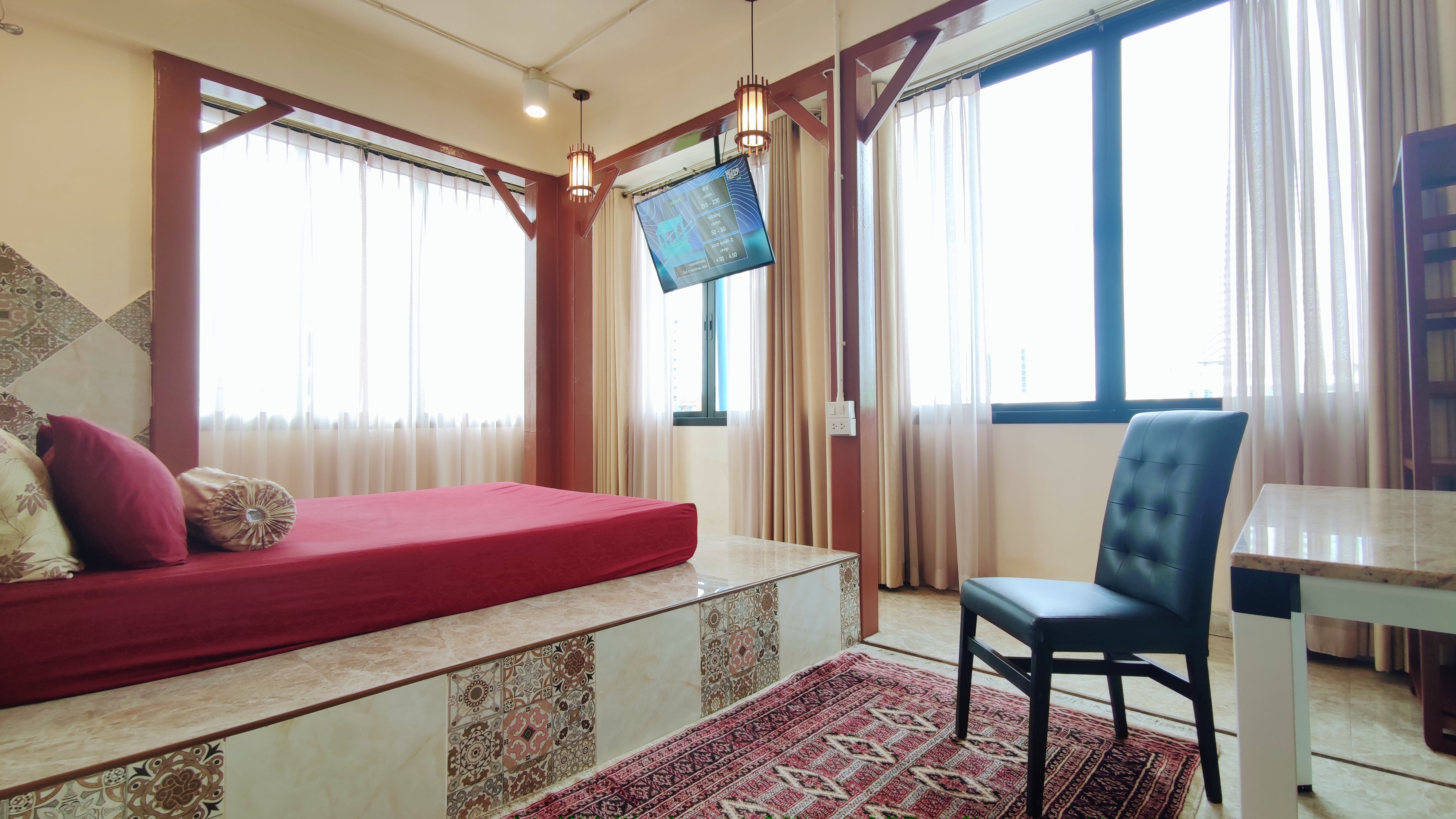 SKY 22 bedroom with a smooth life view