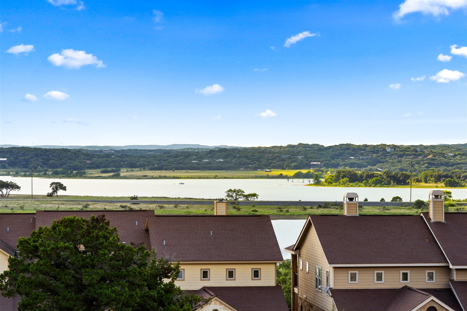 Pet Friendly Condo with Canyon Lake View! Condominiums for