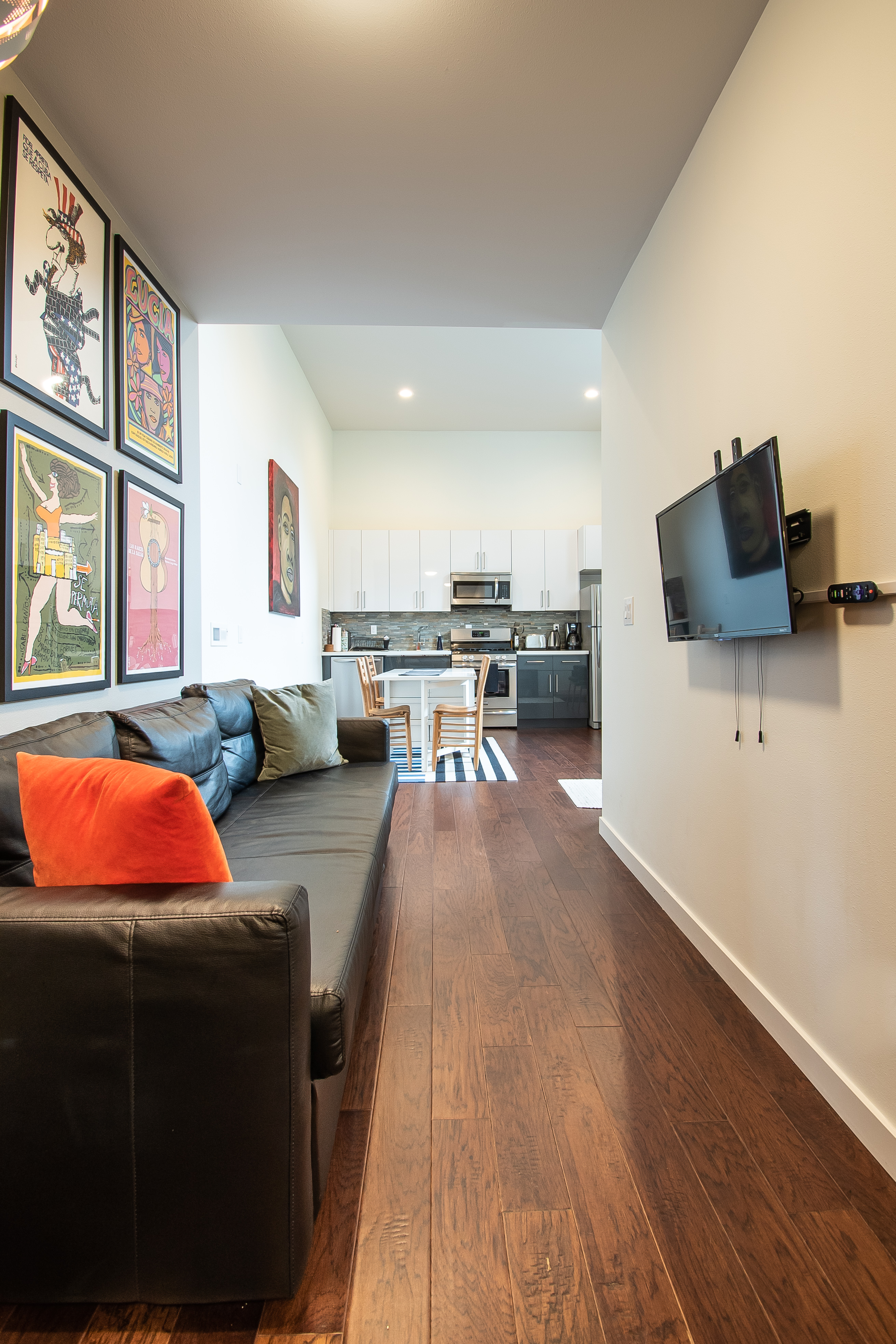 Private Apartment and Spa near Beacon Station