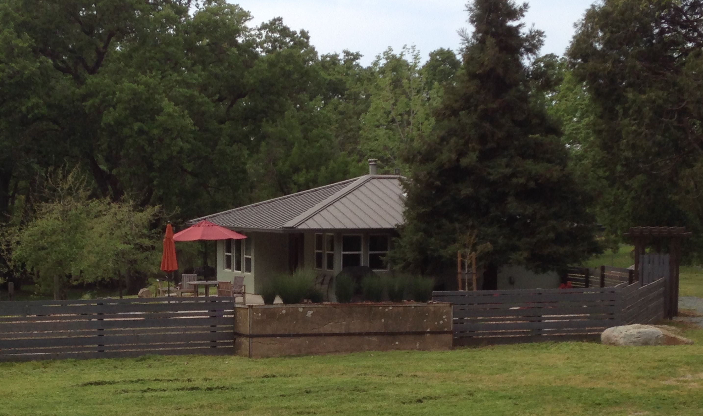 Delightful 2BD cottage Houses for Rent in Fiddletown, California