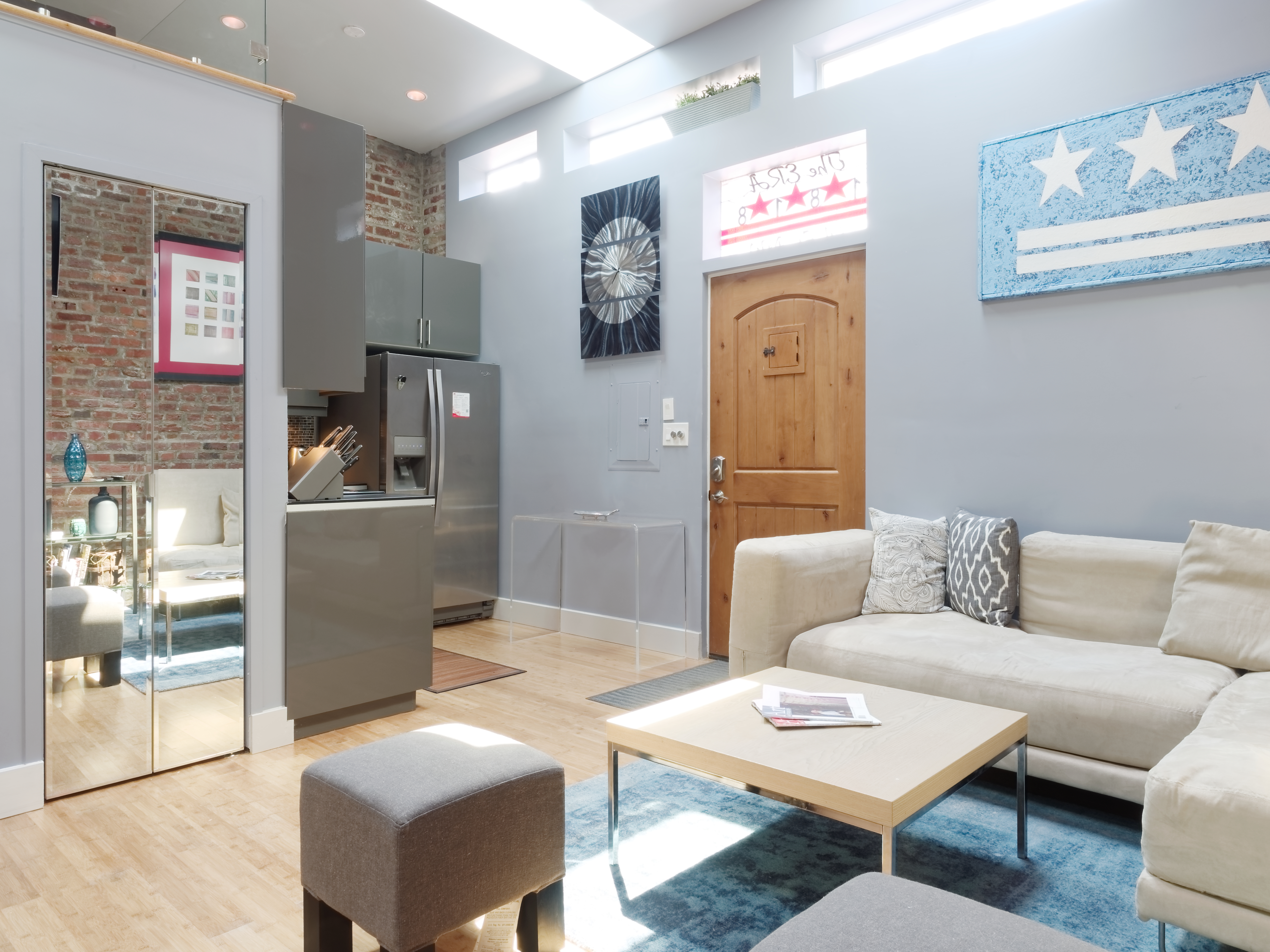 The ERA - Unique Modern Loft in DC in Howard University, Le Droit Park, Cardozo/Shaw, Washington Dc