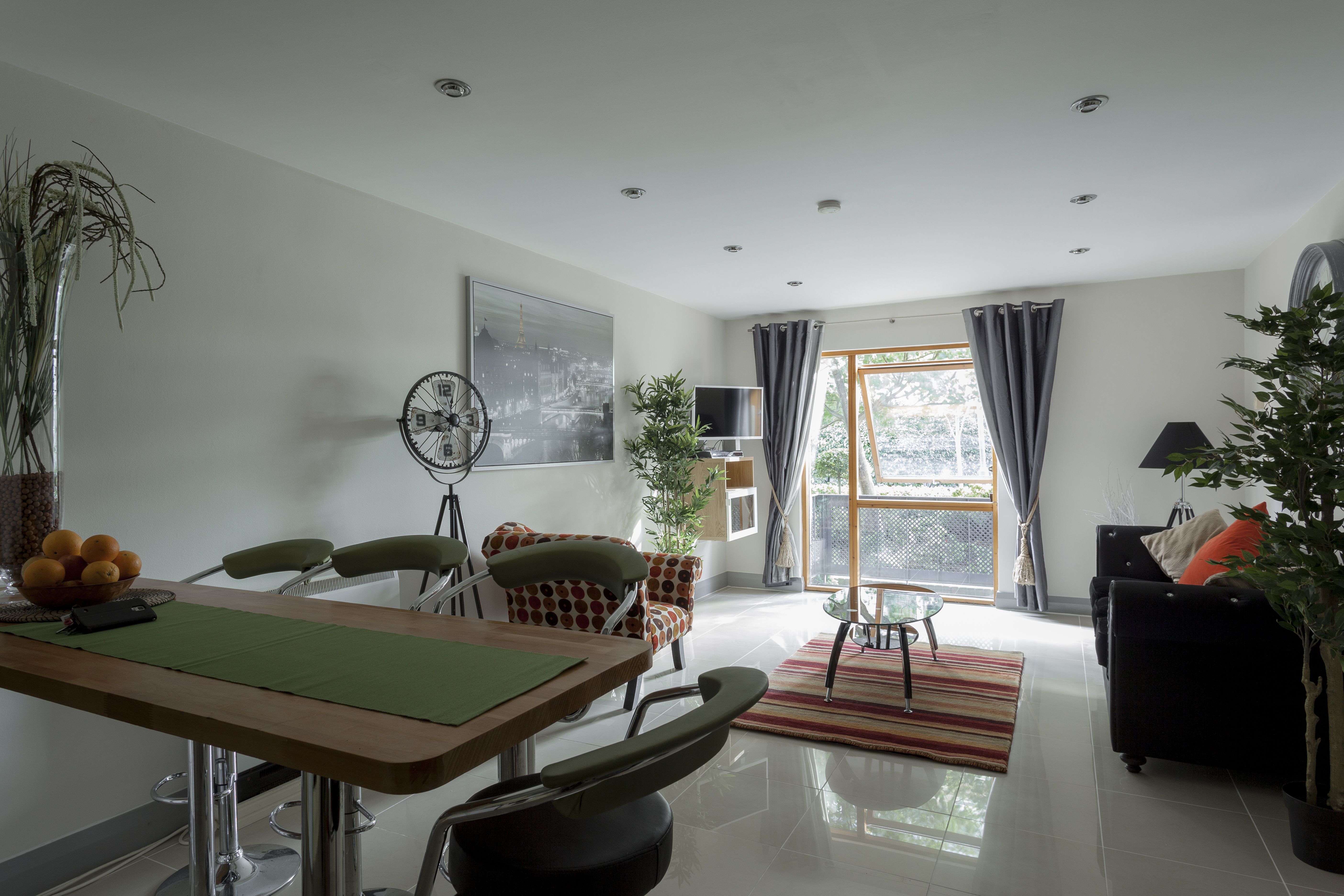 Two bedroom Docklands Apartment.