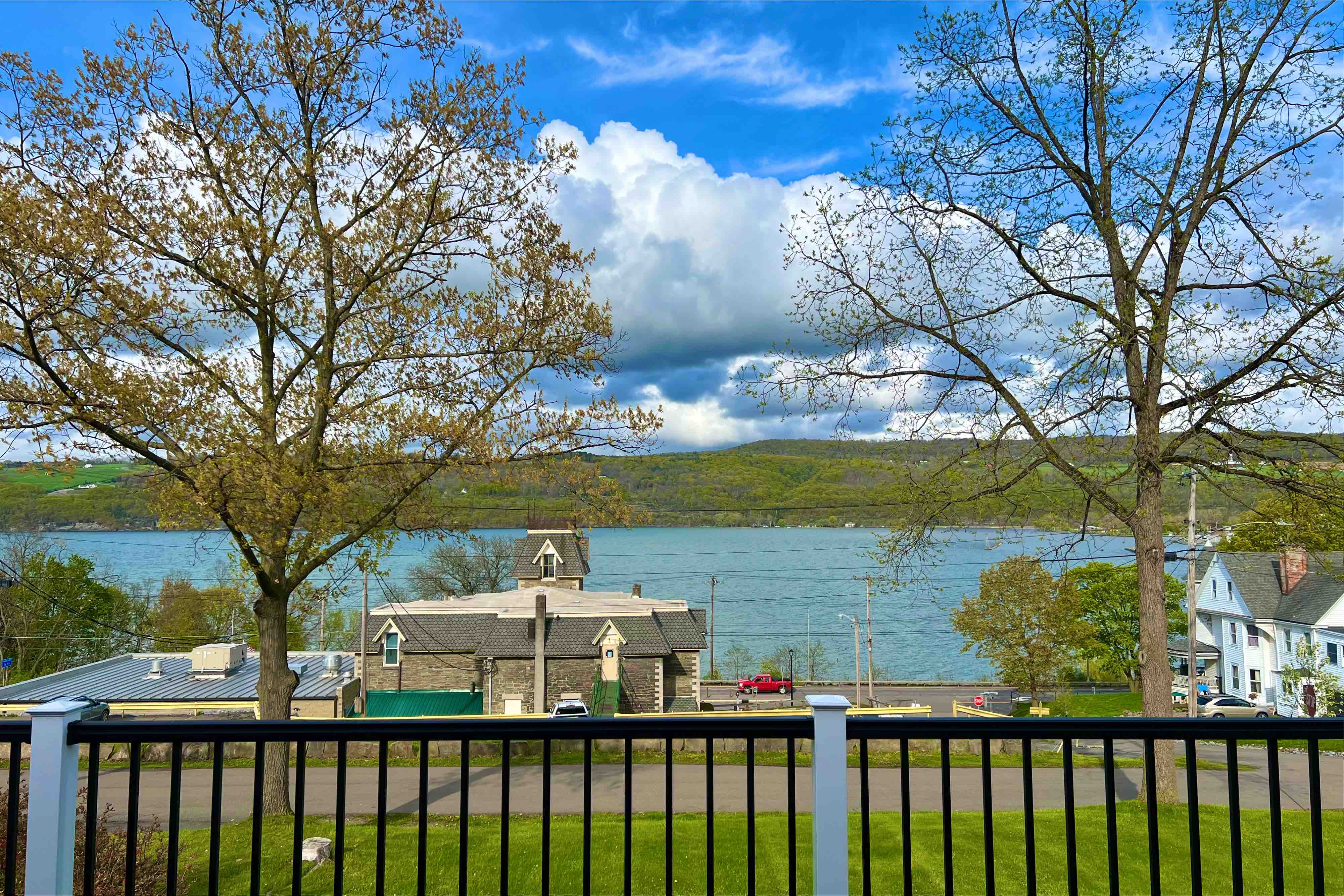 Riley Red Inn~ Seneca Lake