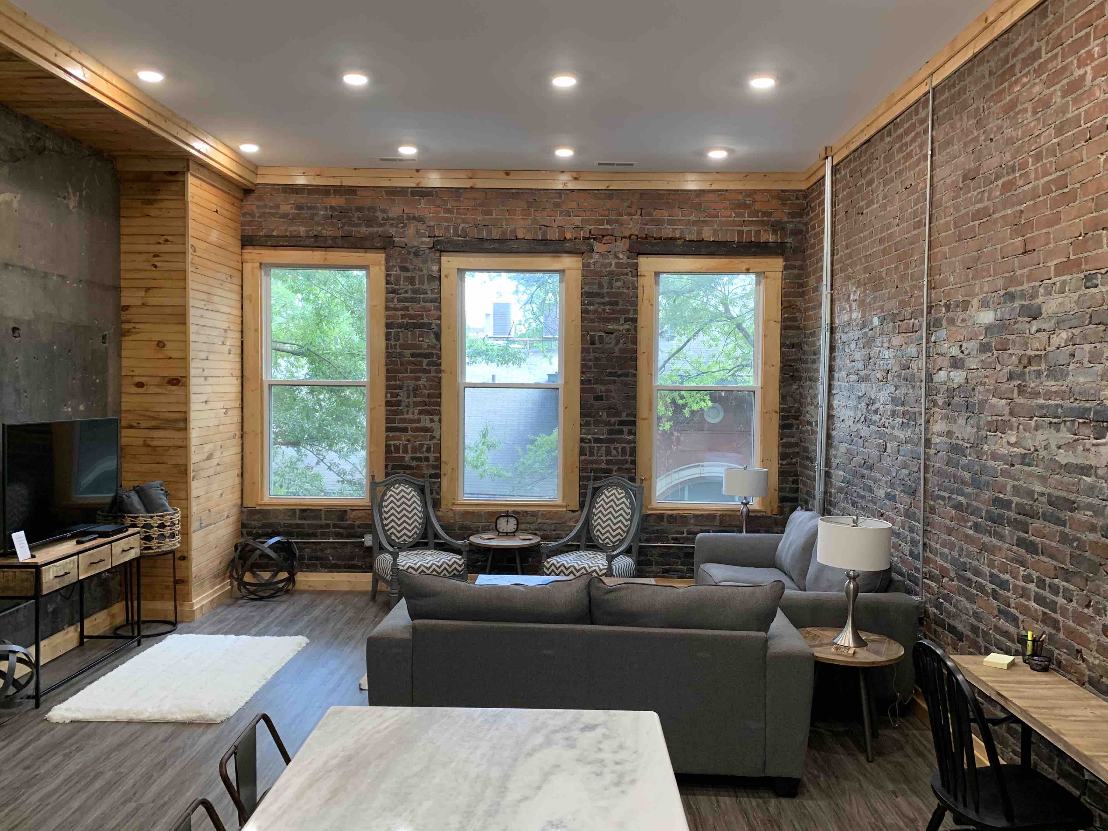 On The Bricks Historic Downtown Apartment Apartments for Rent in