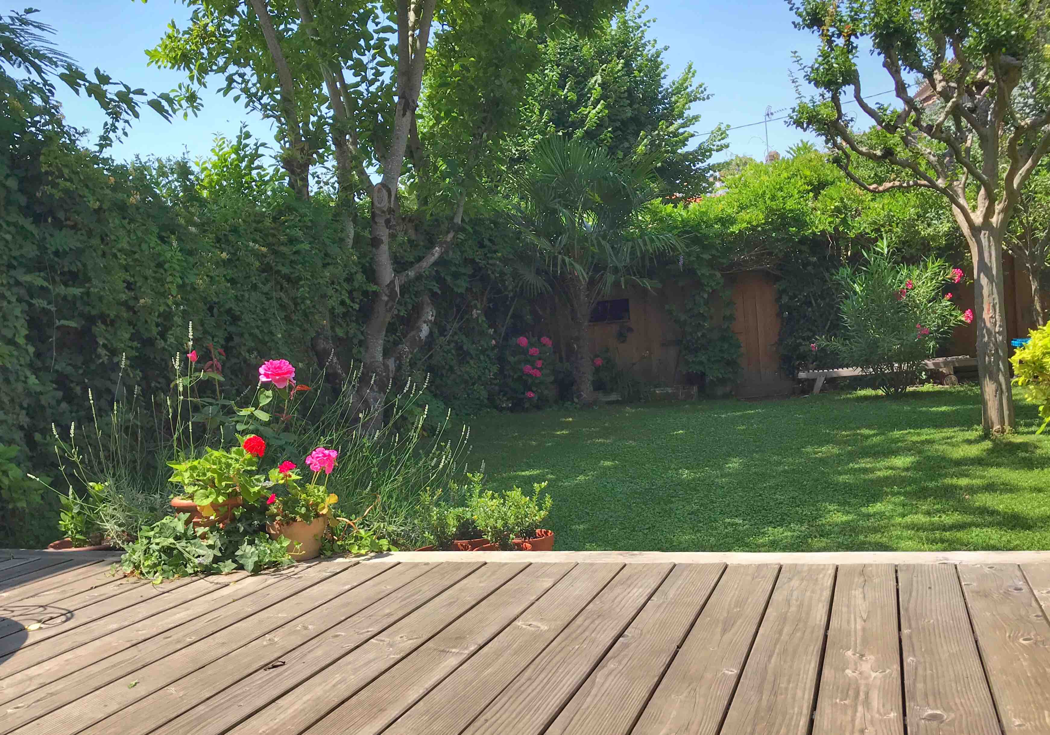 Echoppe Avec Jardin Ideal Sejour En Famille Houses For Rent In Bordeaux Aquitaine Limousin Poitou Charentes France