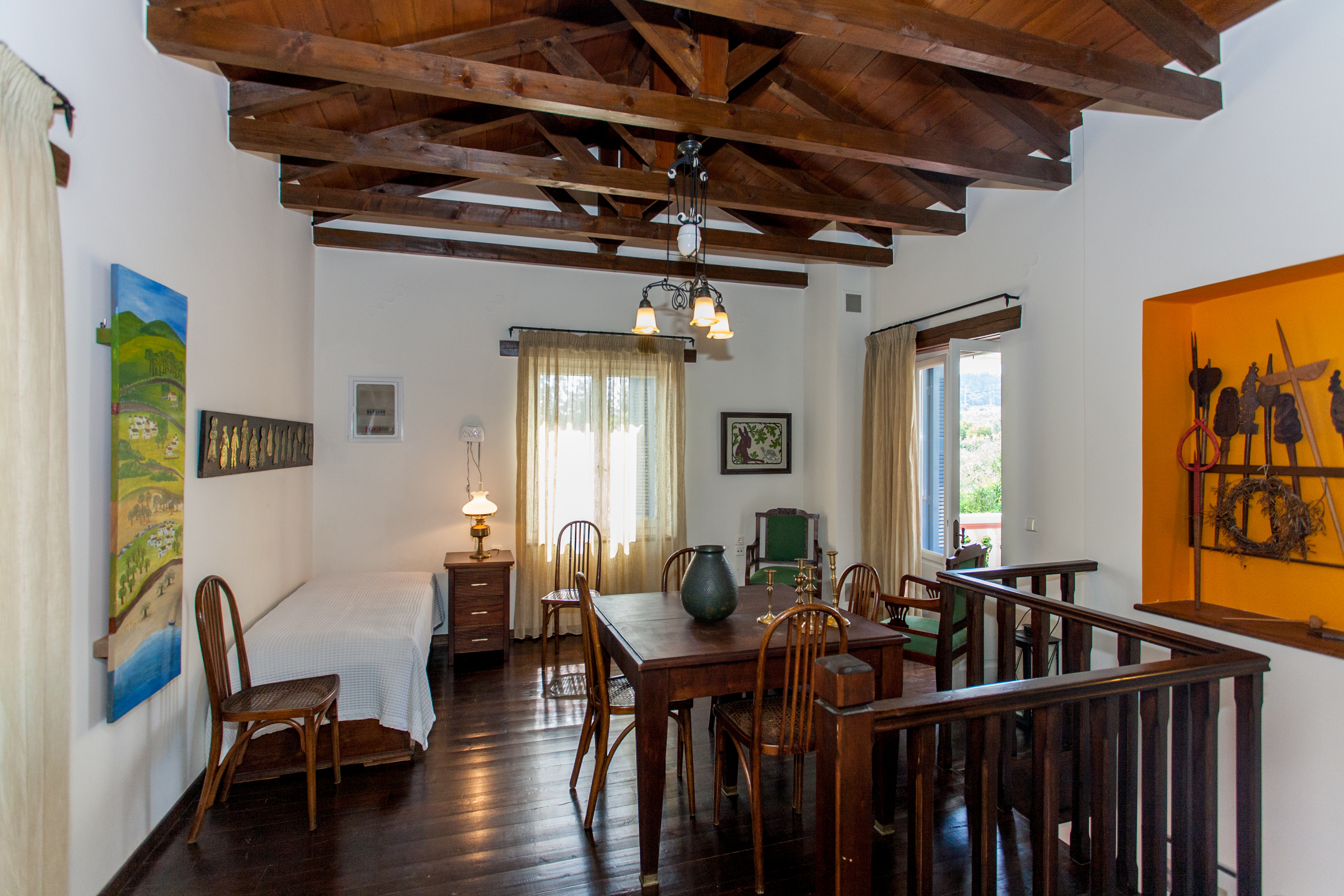 Artemis-old barn to a family flat in Πλατανιά, Crete