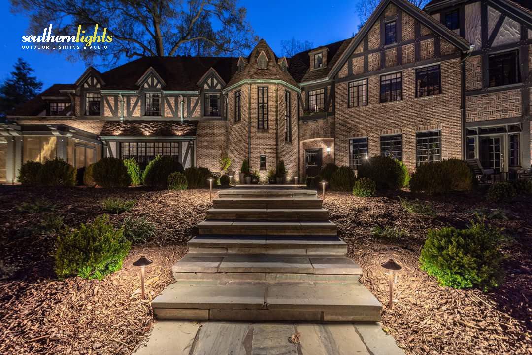 Historic Julian Price House Cardinal Suite Bed and breakfasts for