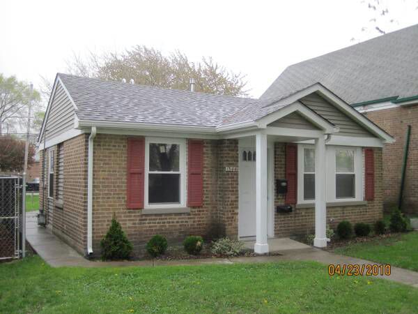 Cute cozy cottage 20 min 2 downtown in Hegewisch, Chicago