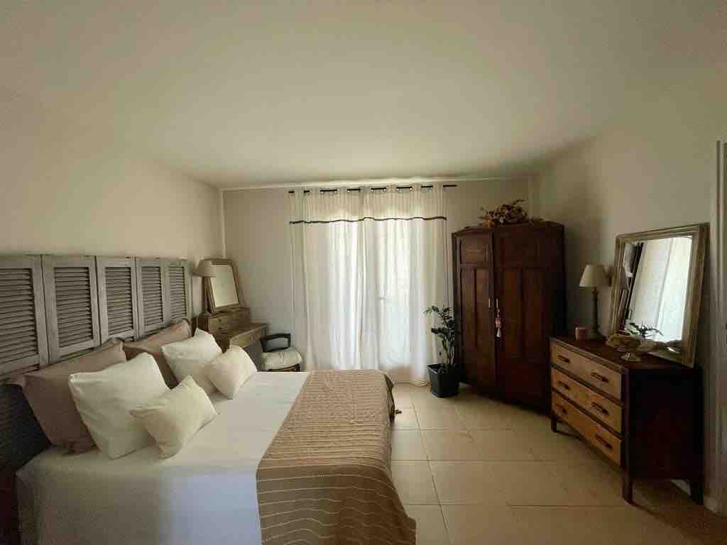 Cozy apartment with free private parking