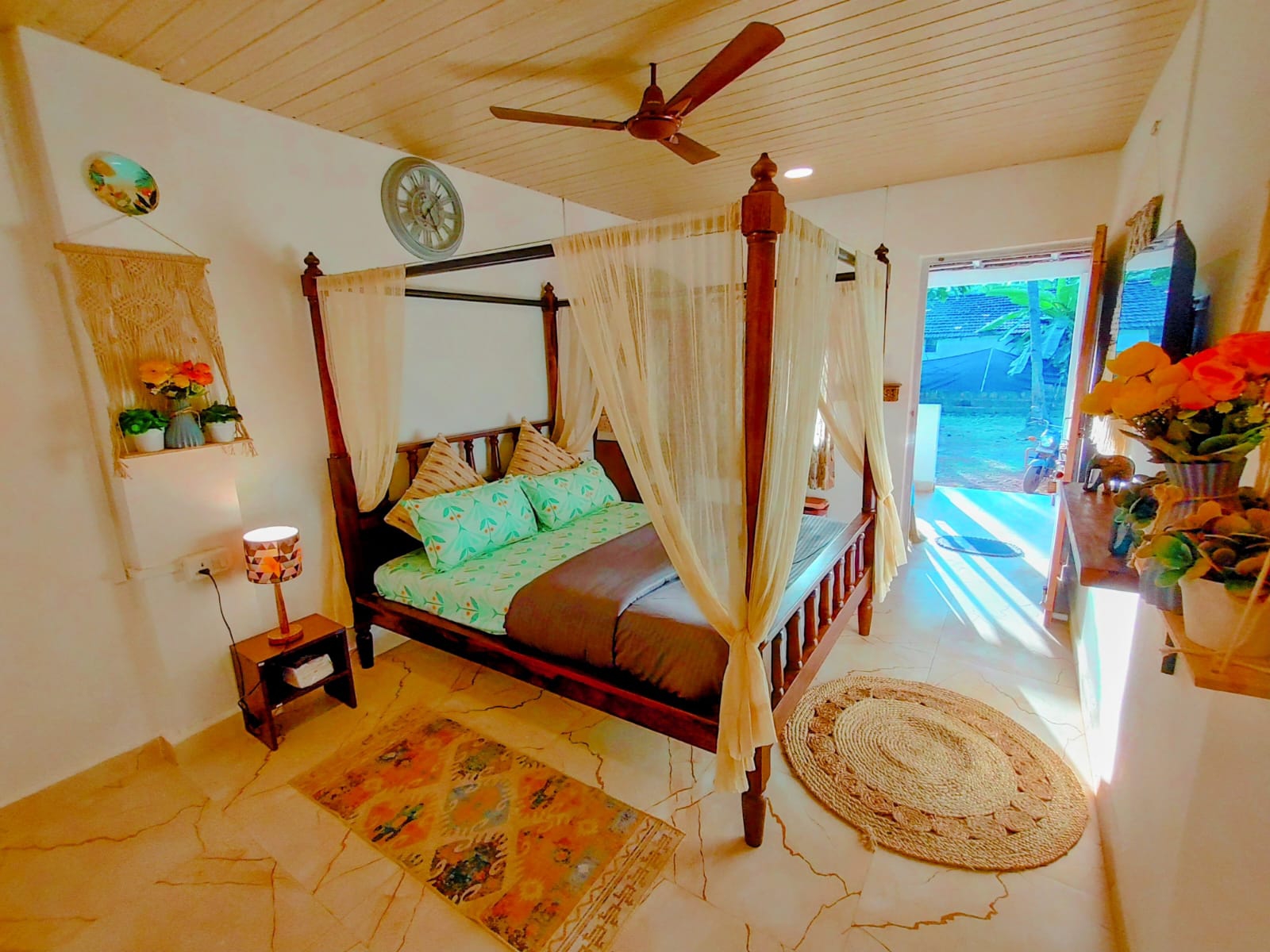 EcoZen Private AC room #2
5 mins from Agonda beach