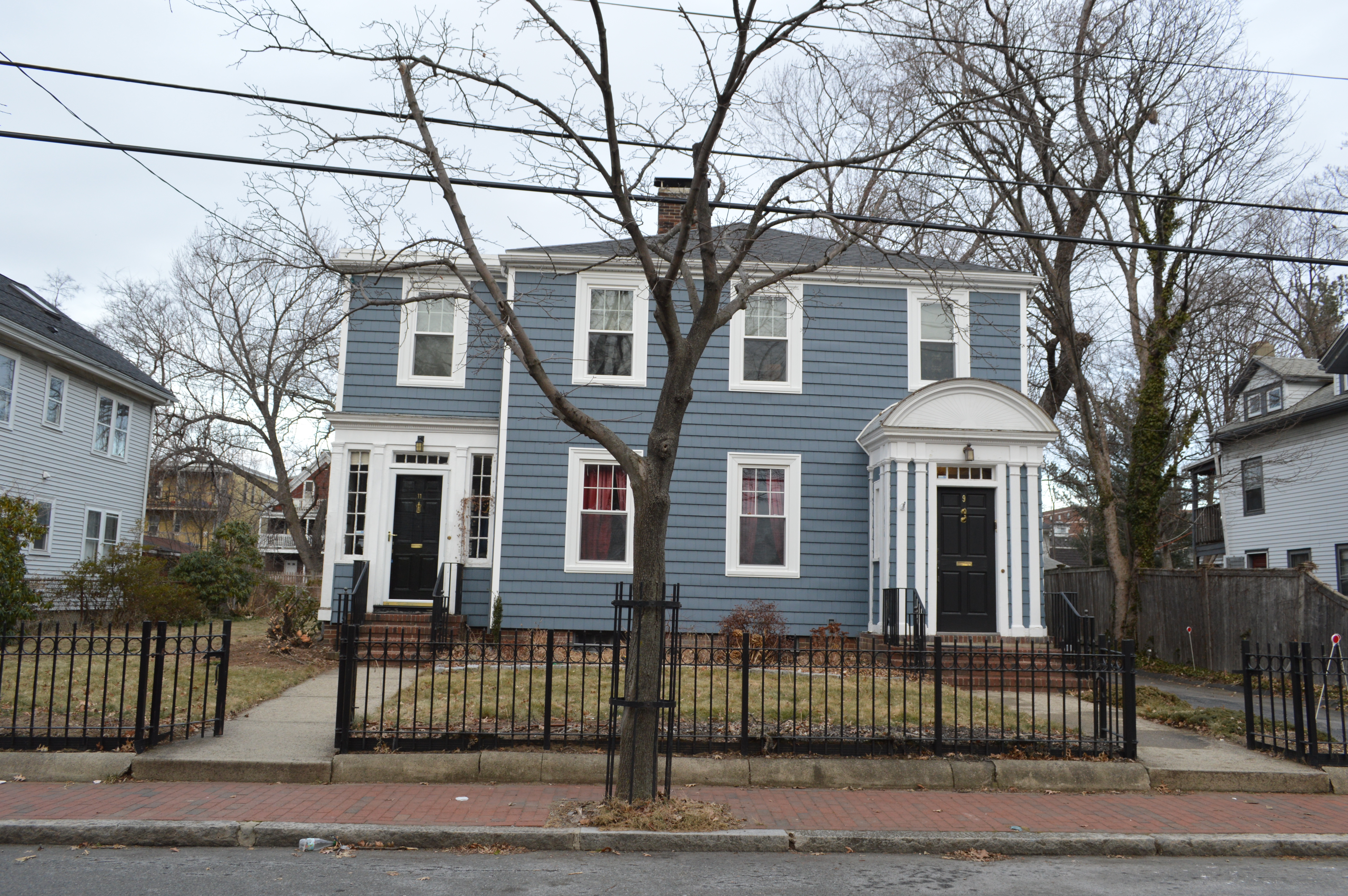 Big 2 bedroom, steps to Davis Sq in North Cambridge, Cambridge