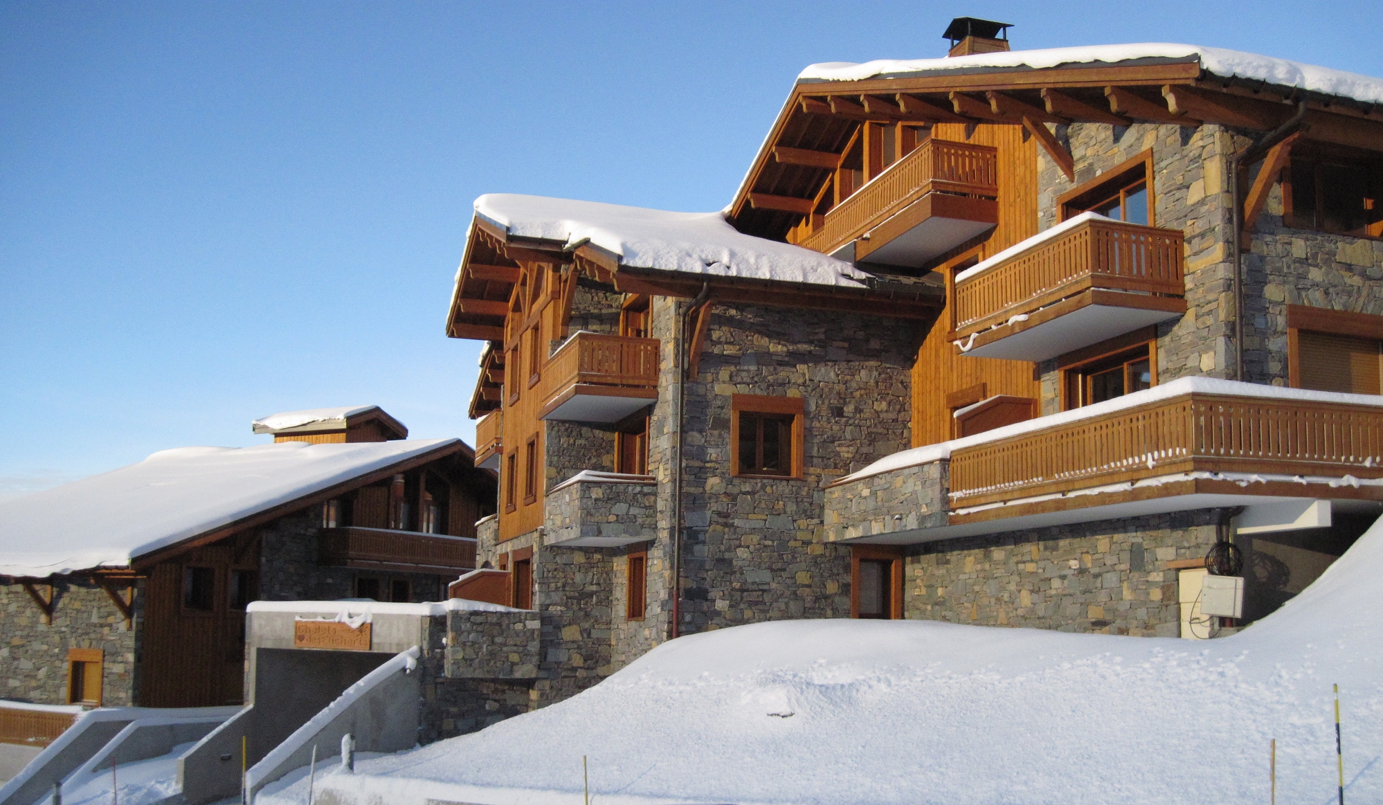 Apt 6-8 people recent, Savoyard style view facing south