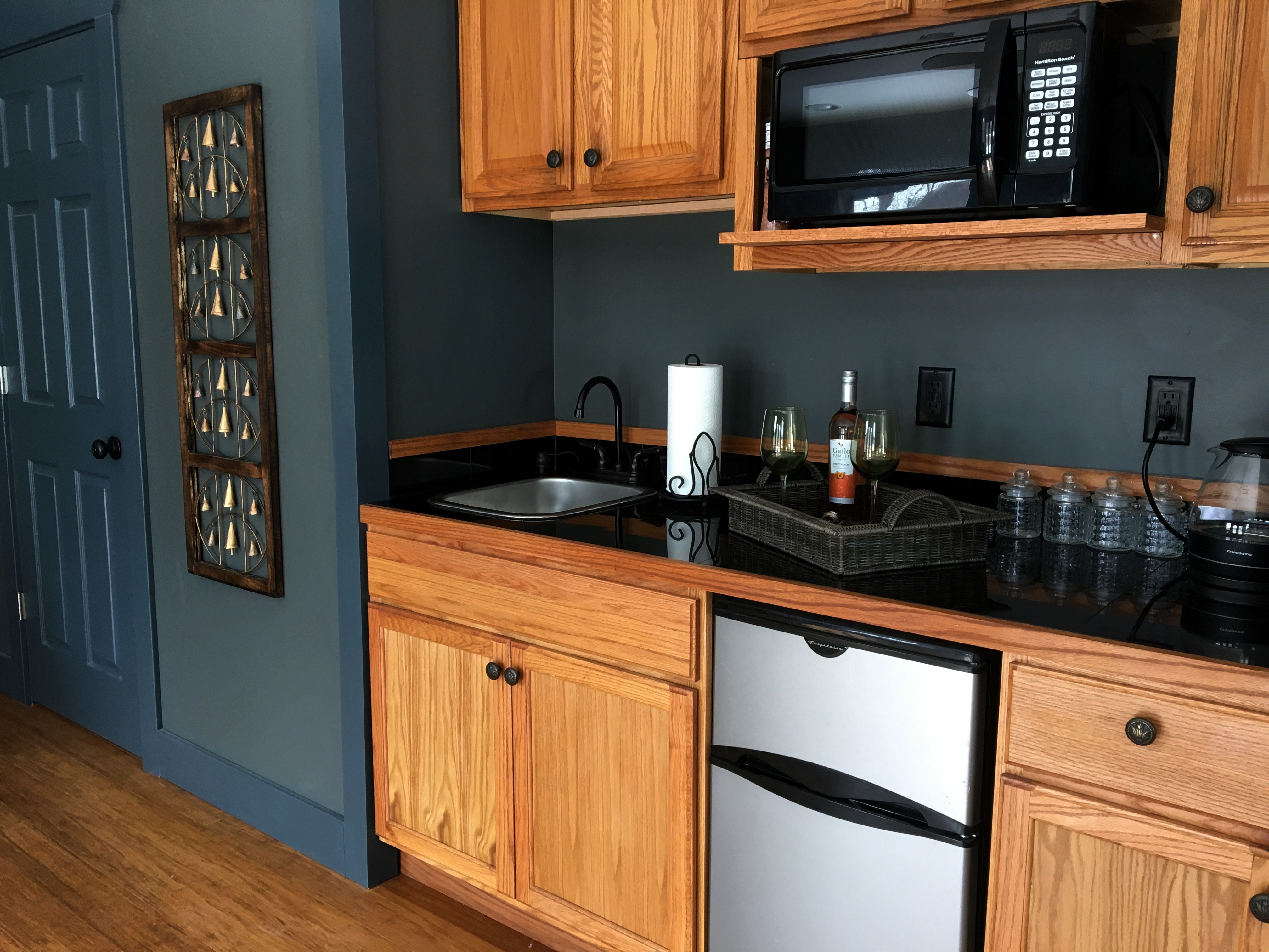 Rhinebeck Ridge - A Woodland Studio Retreat