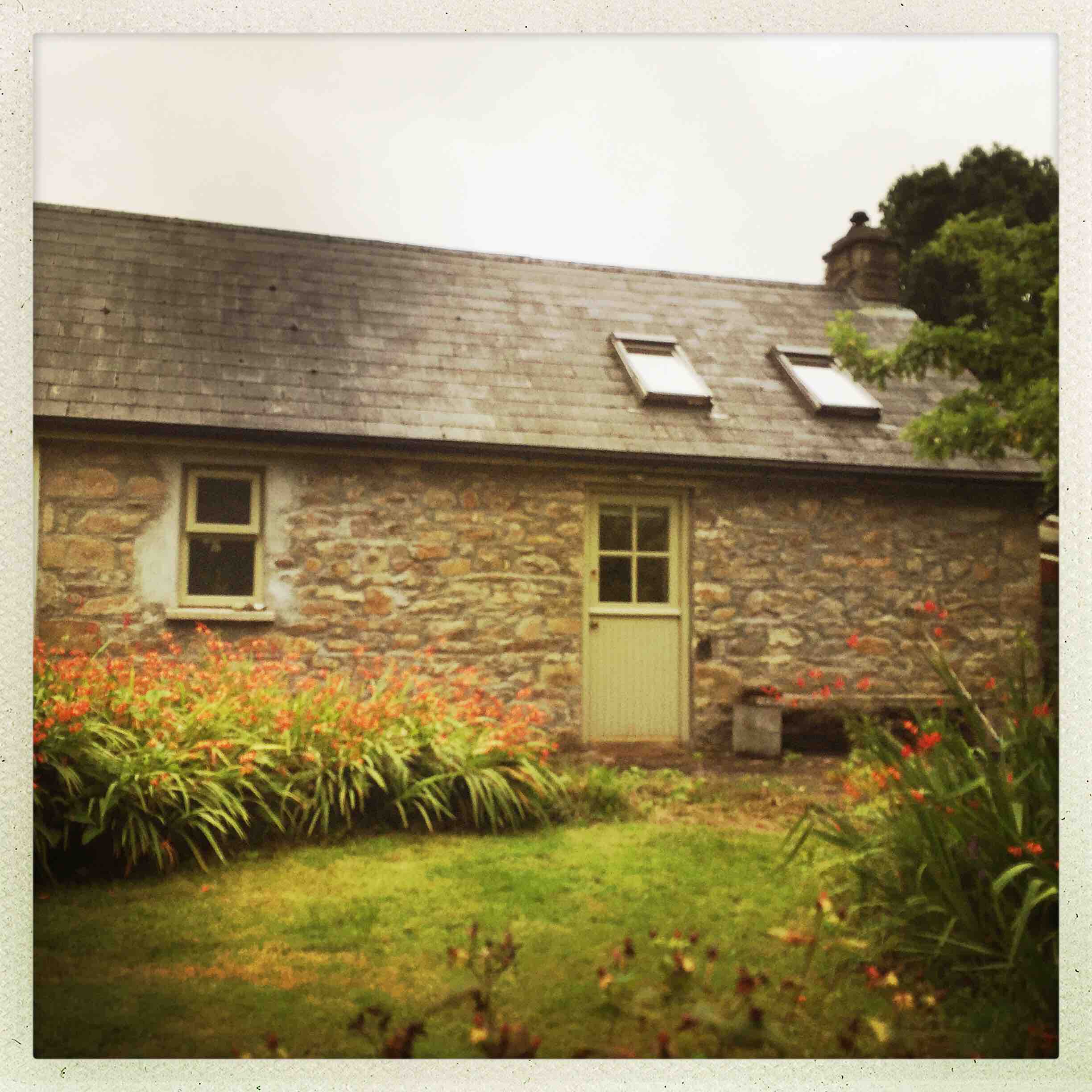 Tranquil converted stone barn retreat Barns for Rent in Flagmount