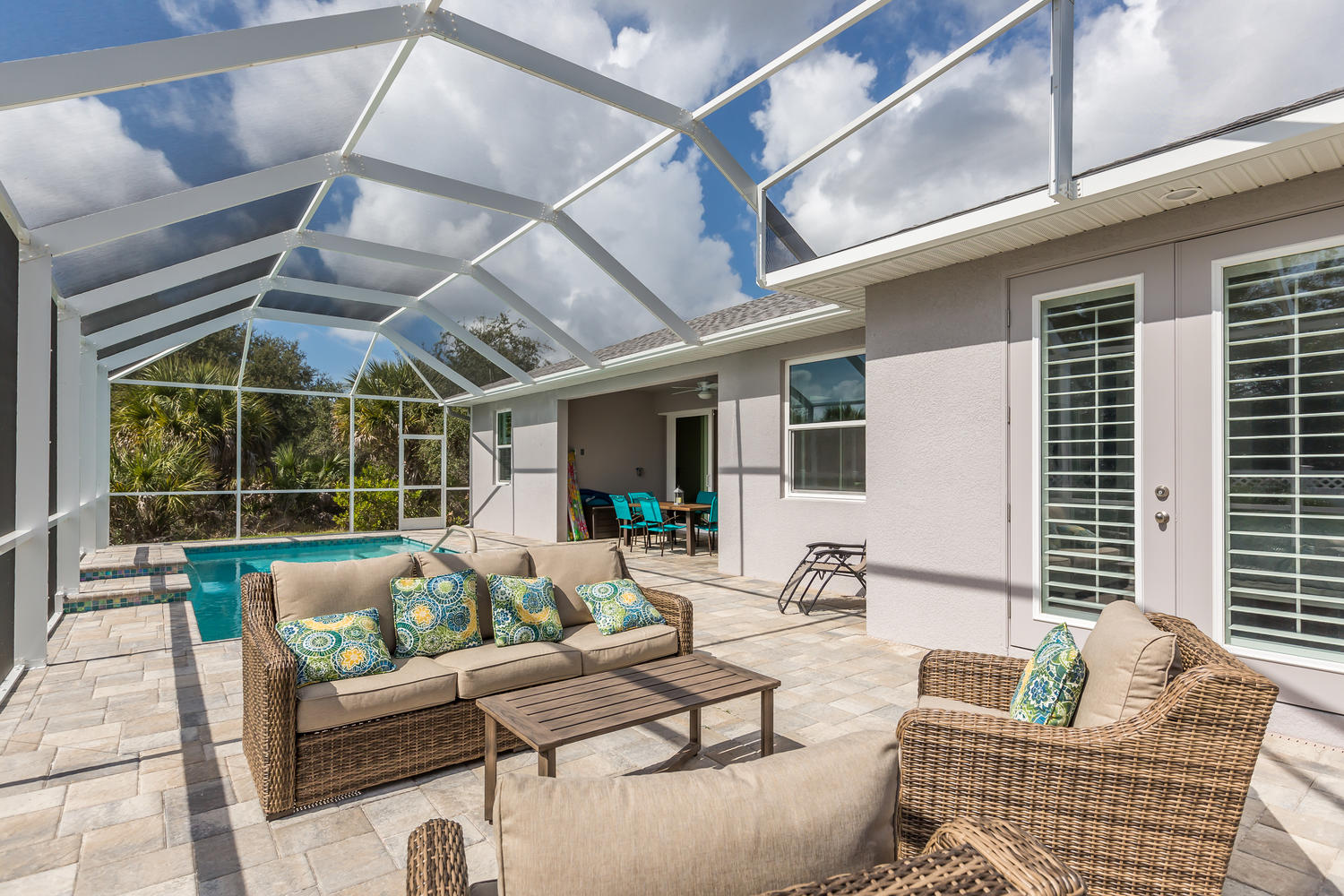 Sunsandandseashells.net  in South Gulf Cove