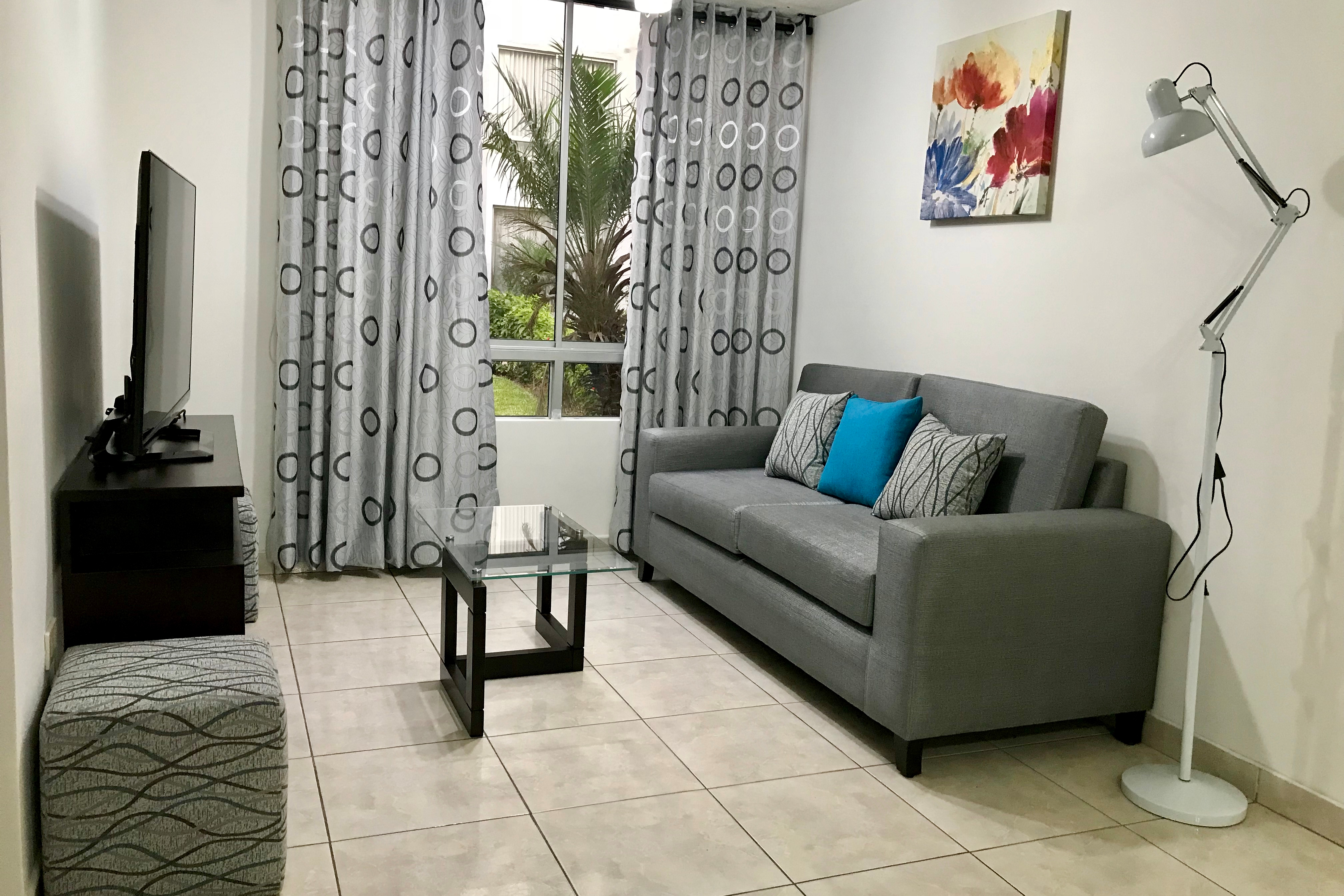 Cozy apartment to 4.5 km of airport, with 03 rooms