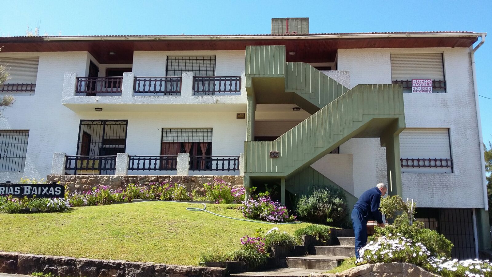 Duplex in Villa Gesell two blocks from the beach.