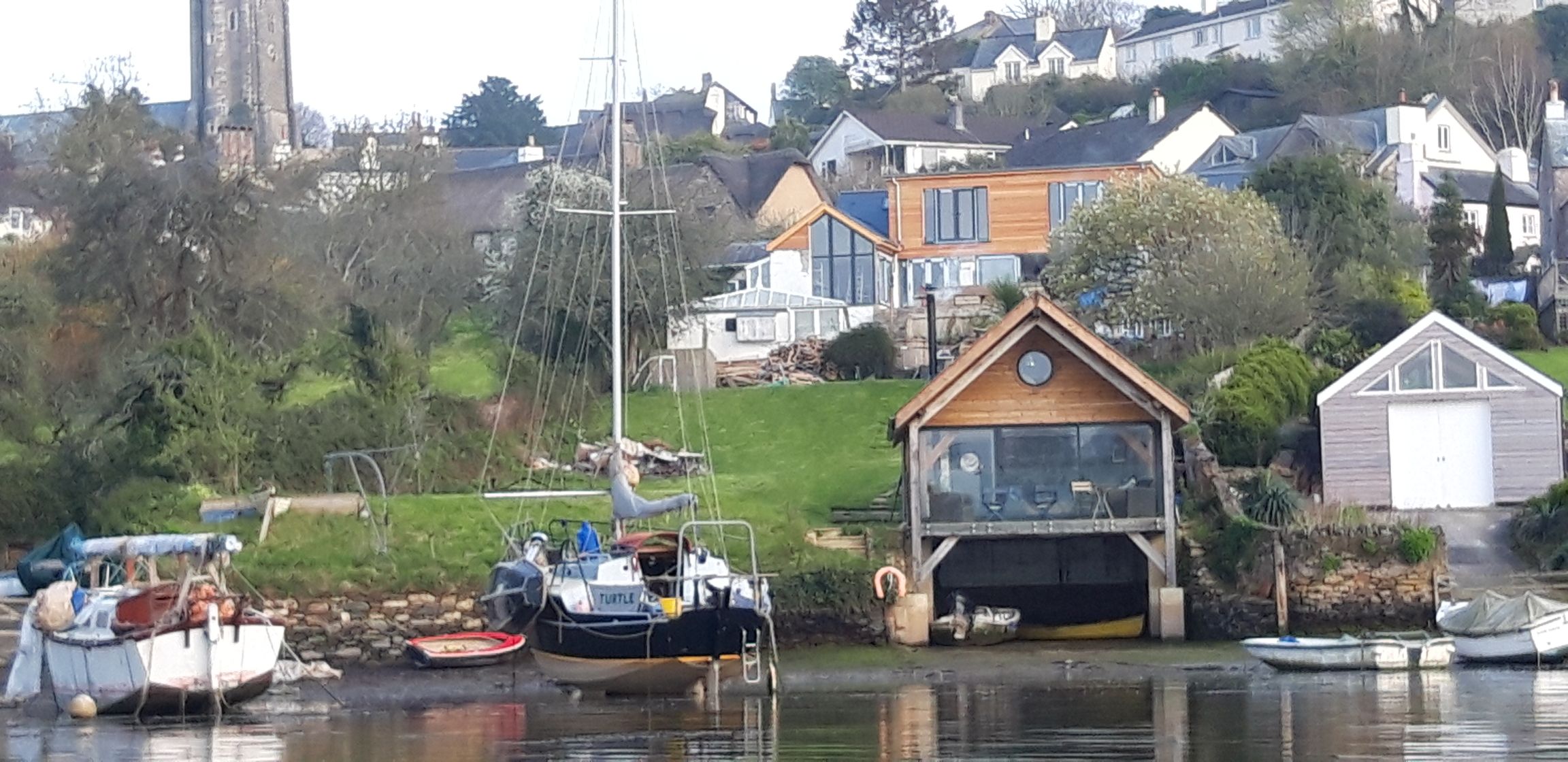 The Boathouse,Dittisham Mill Creek. River Dart Tiny houses for Rent