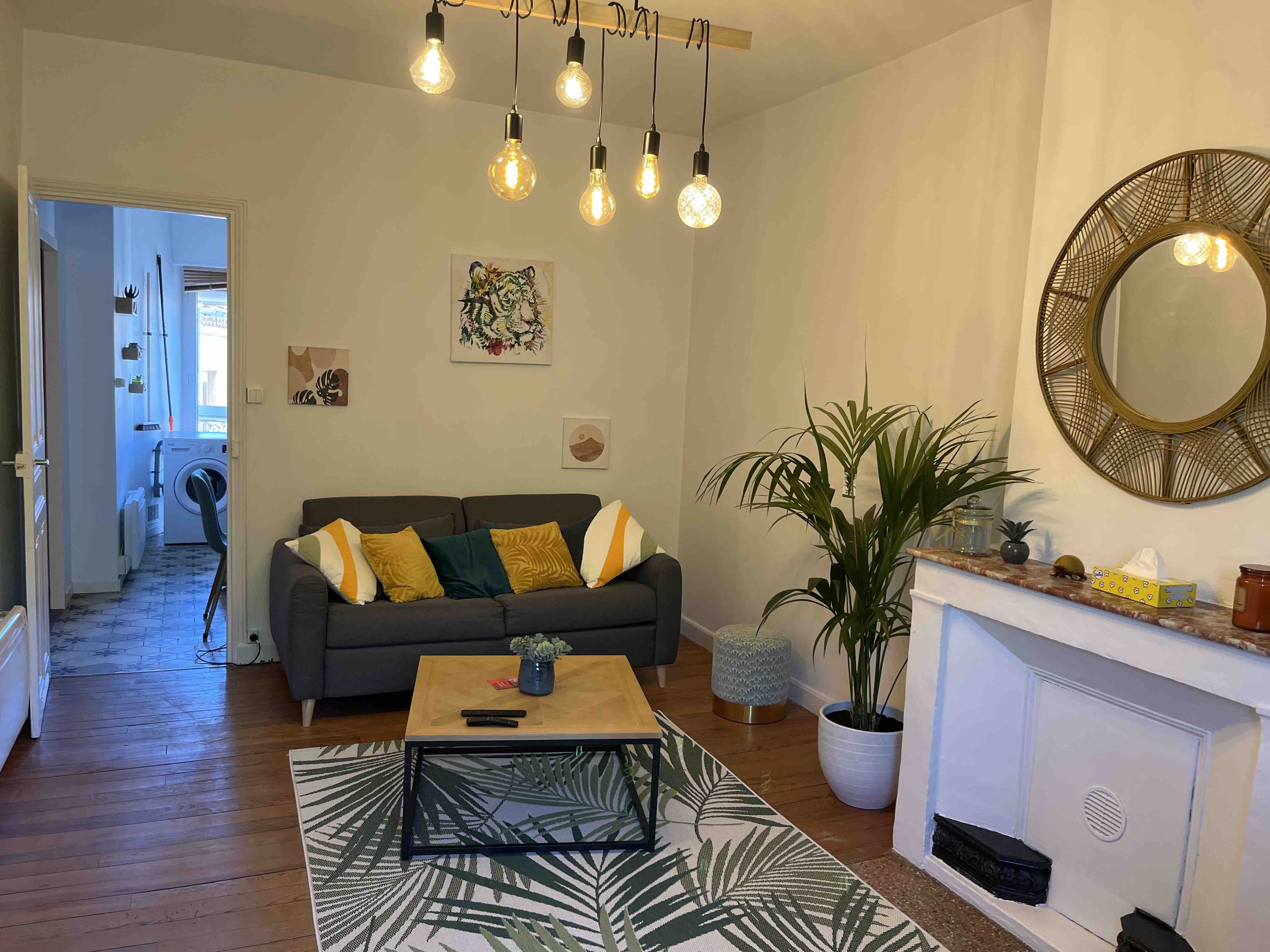 Very nice apartment very close to the city center