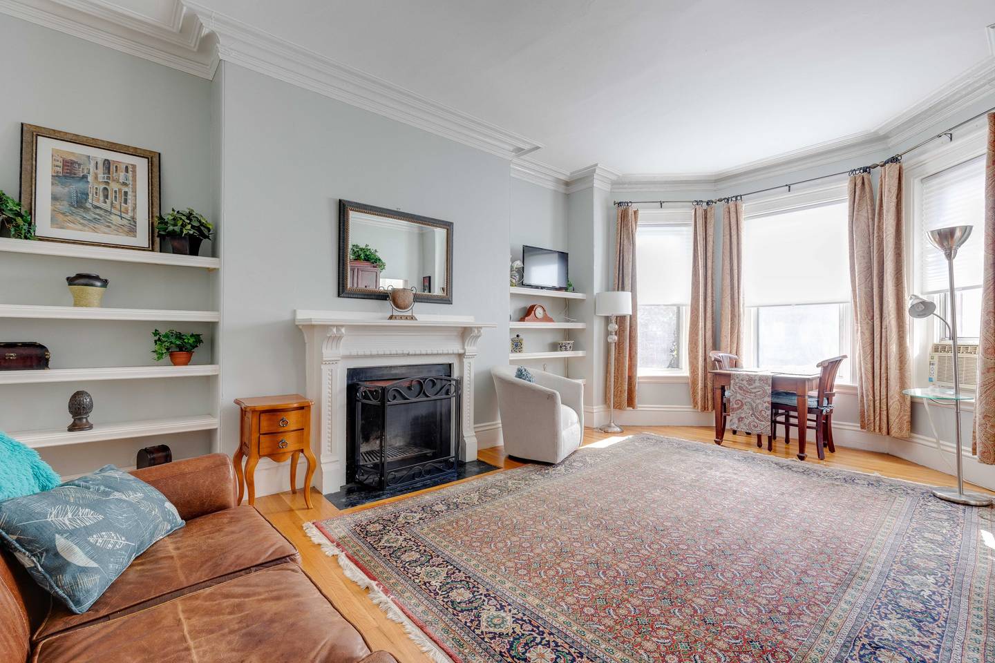 Luxury Back Bay studio on Prestigious Marlborough in Back Bay, Boston