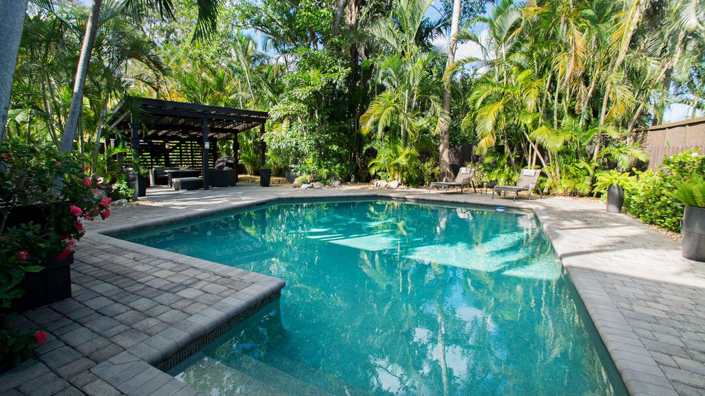 Modern Two Story Lush Paradise w/ private Pool Houses for Rent in