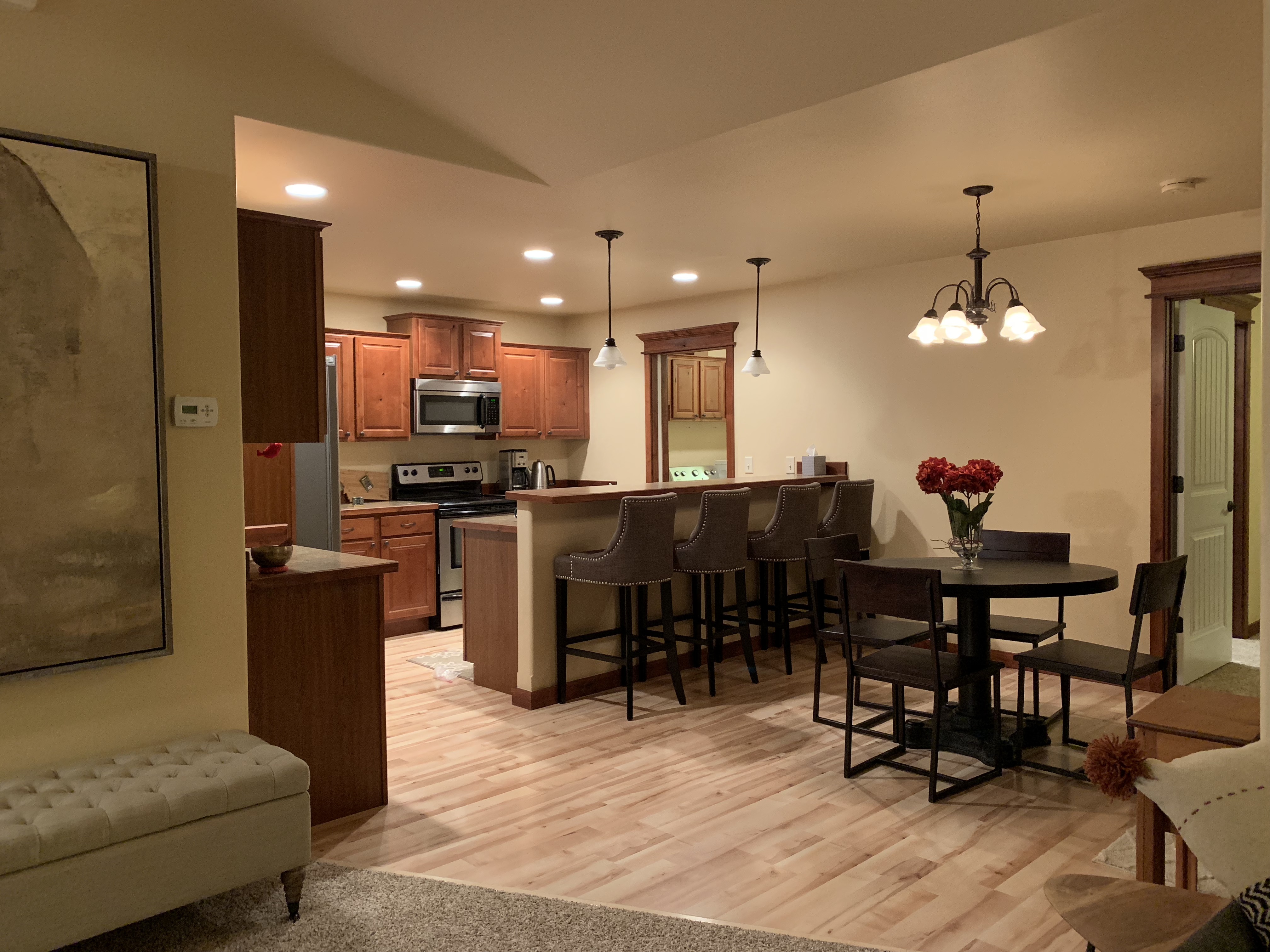 Cozy, Clean & Great location w/Mountain Views in Bozeman, Bozeman