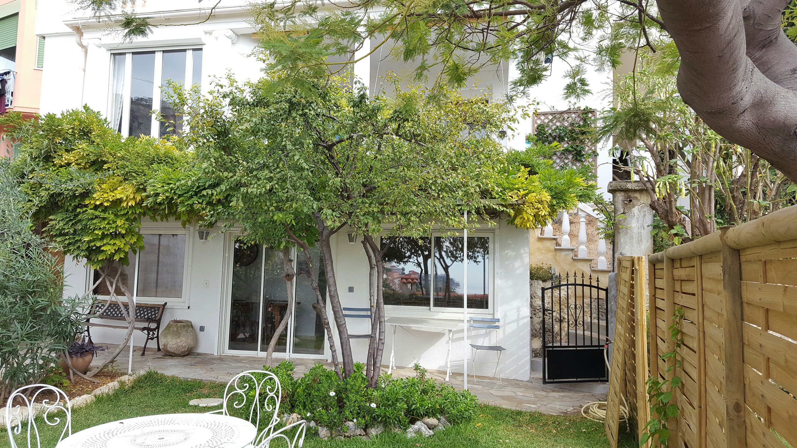 3 rooms Cabbé beach garden near Monaco