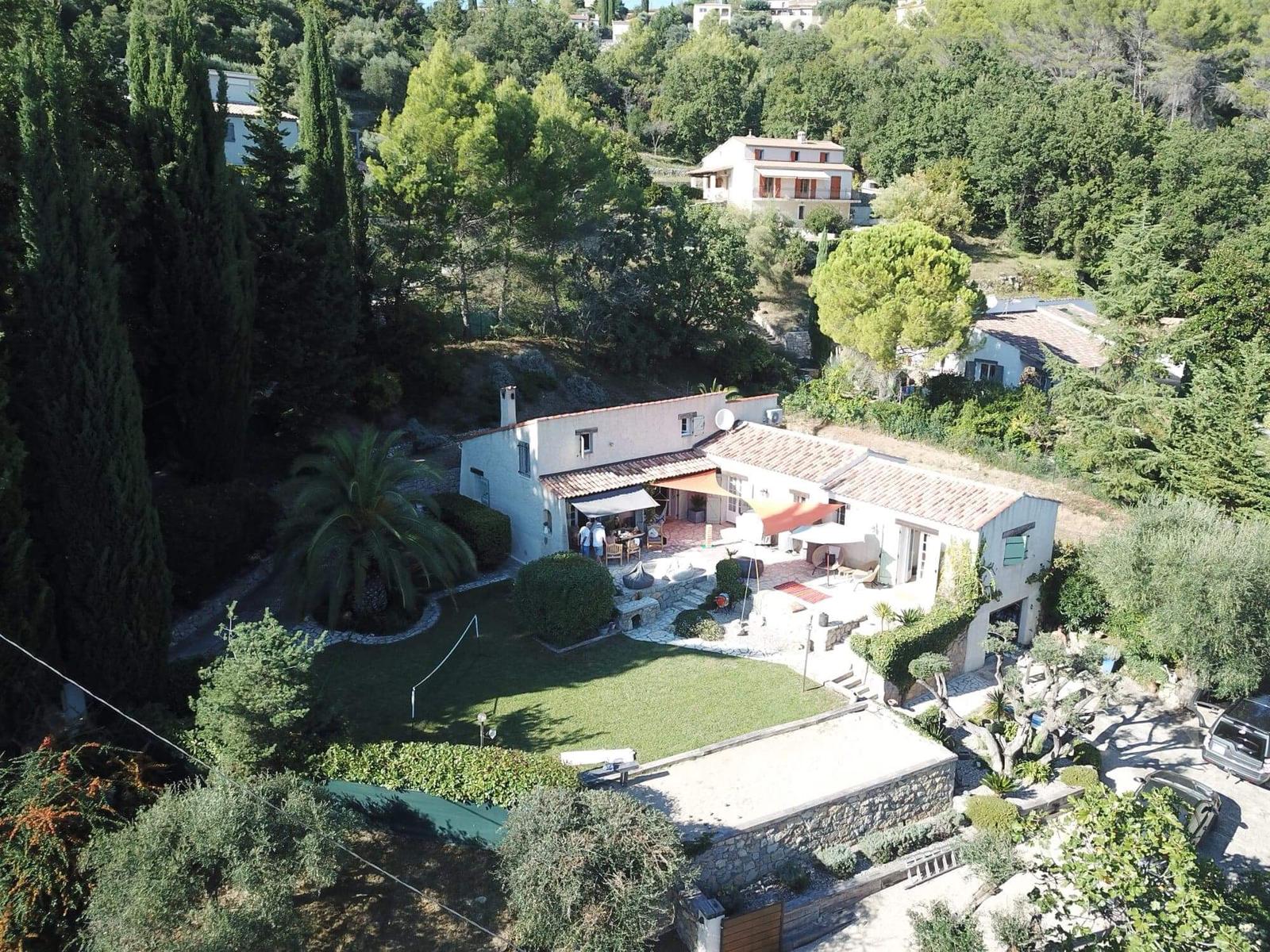 Beautiful Villa close to the village of Montauroux