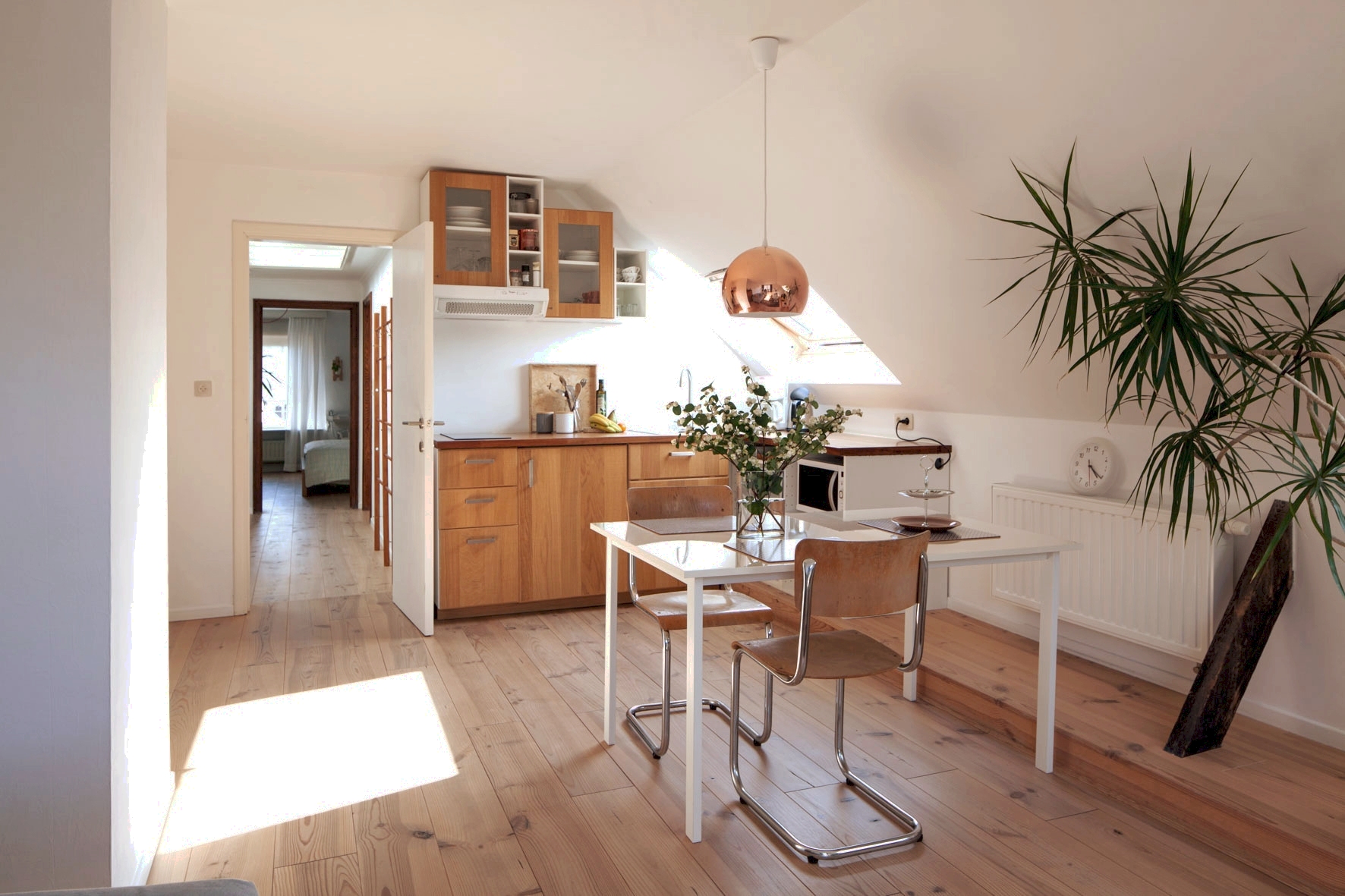 Bright apt. with free parking and free bicycles in Mariakerke, Ghent