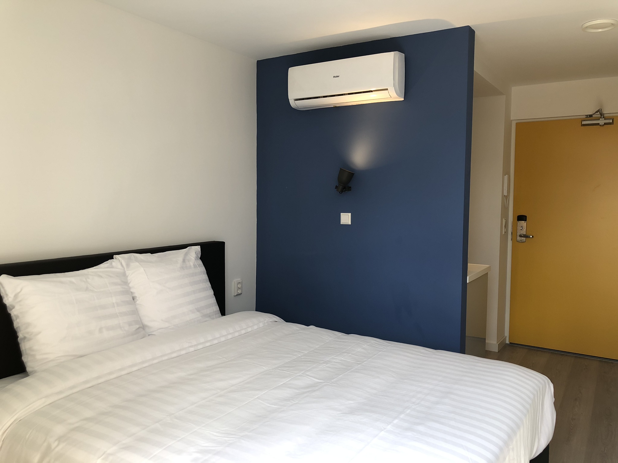 Central Studios - Studio with Balcony — The Hague stay