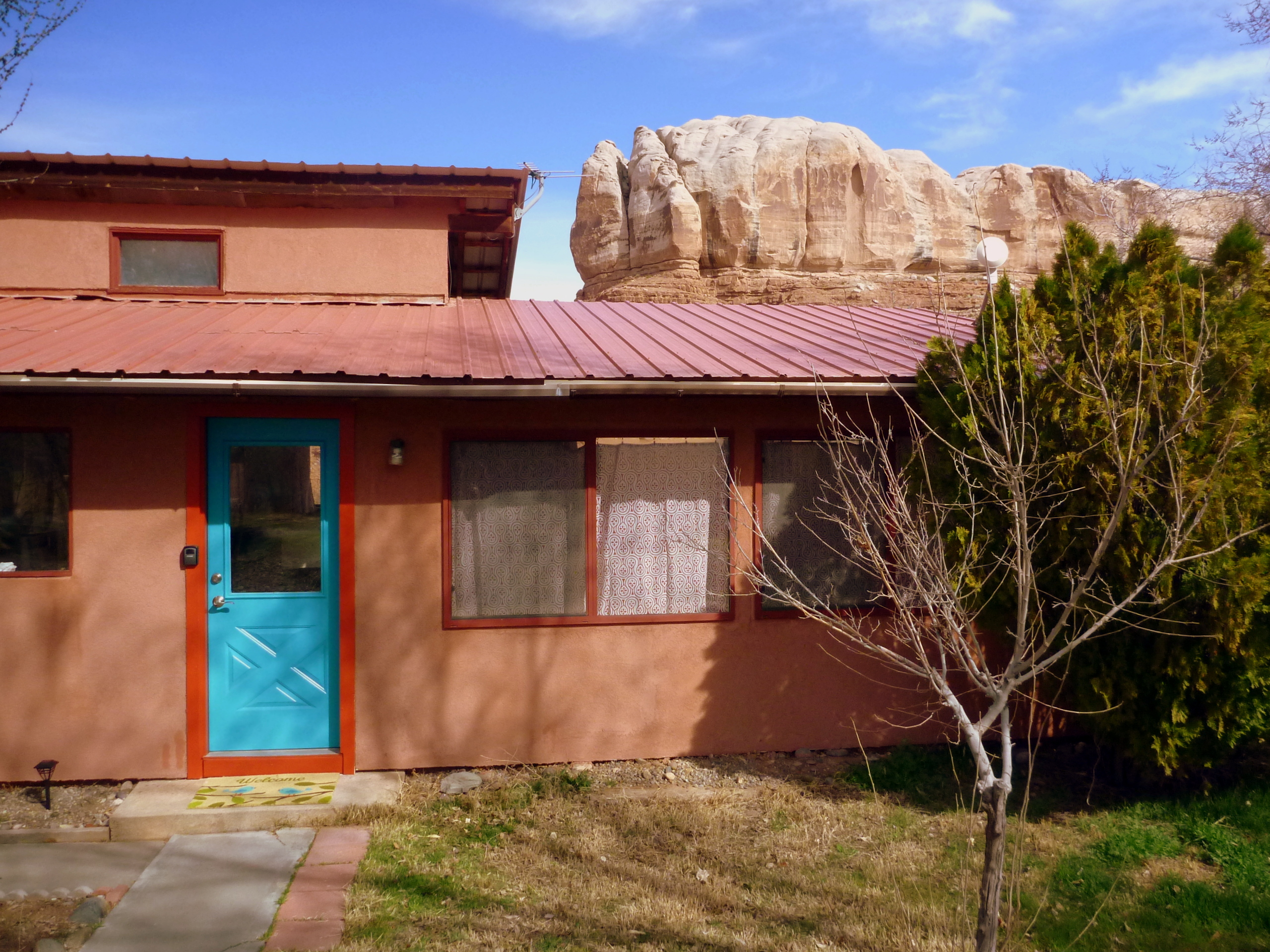 Bluff - Raven's Nest - Private, Peaceful & Views!