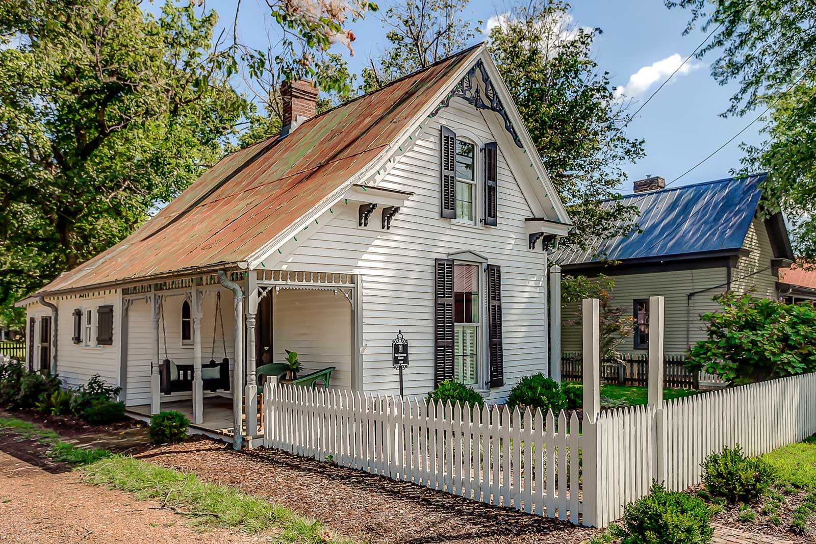 History Meets Luxury Dreamy Leipers Fork Cottage Houses for Rent in