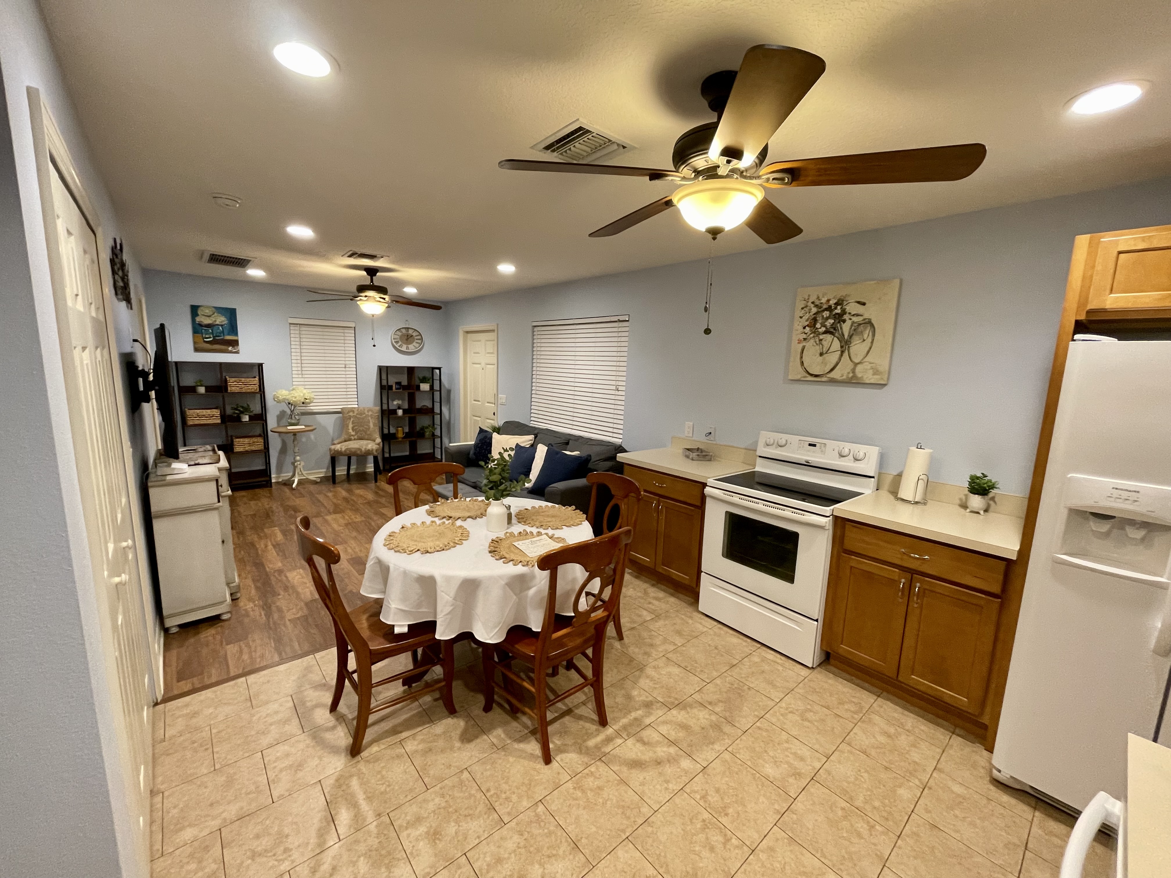 Guest House central to Anna Maria and St Pete