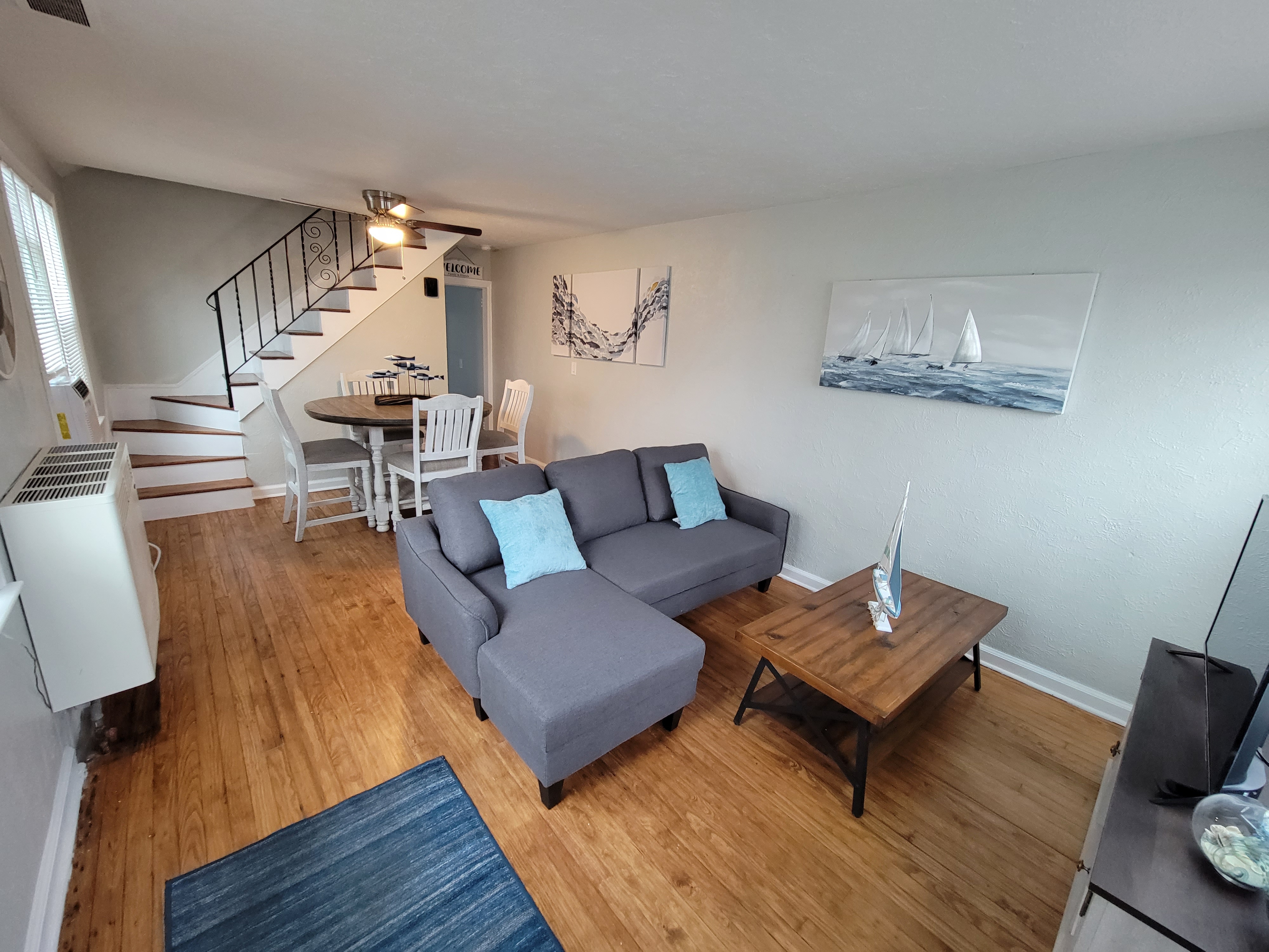 Newly updated 3 Bedroom 1.5 Bathrooms Home